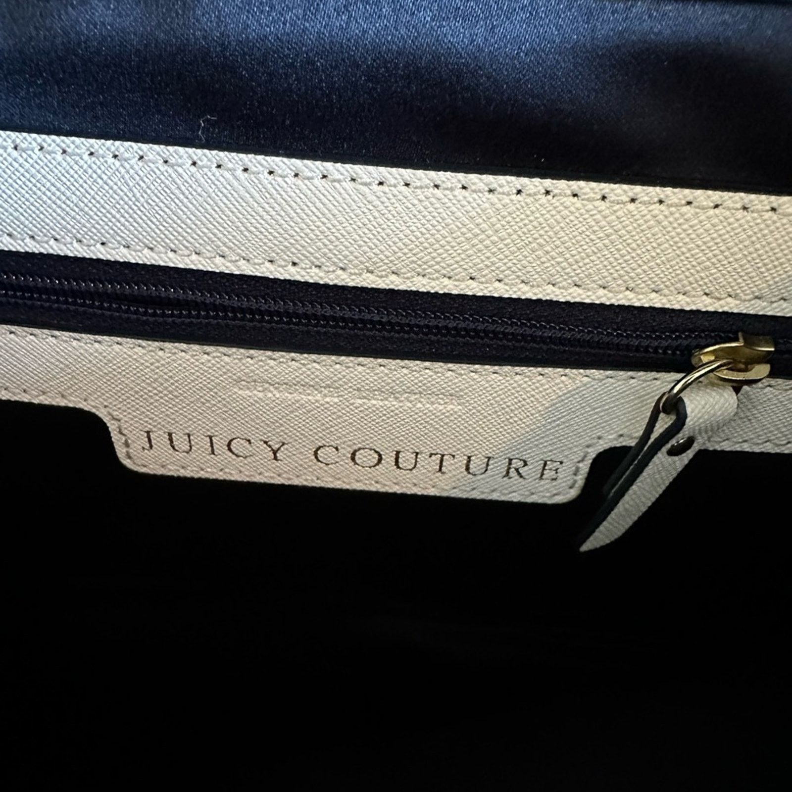 Juicy Couture LIKE NEW! Leather Juicy Couture Envelope Clutch Size ONE SIZE - 4 Thumbnail