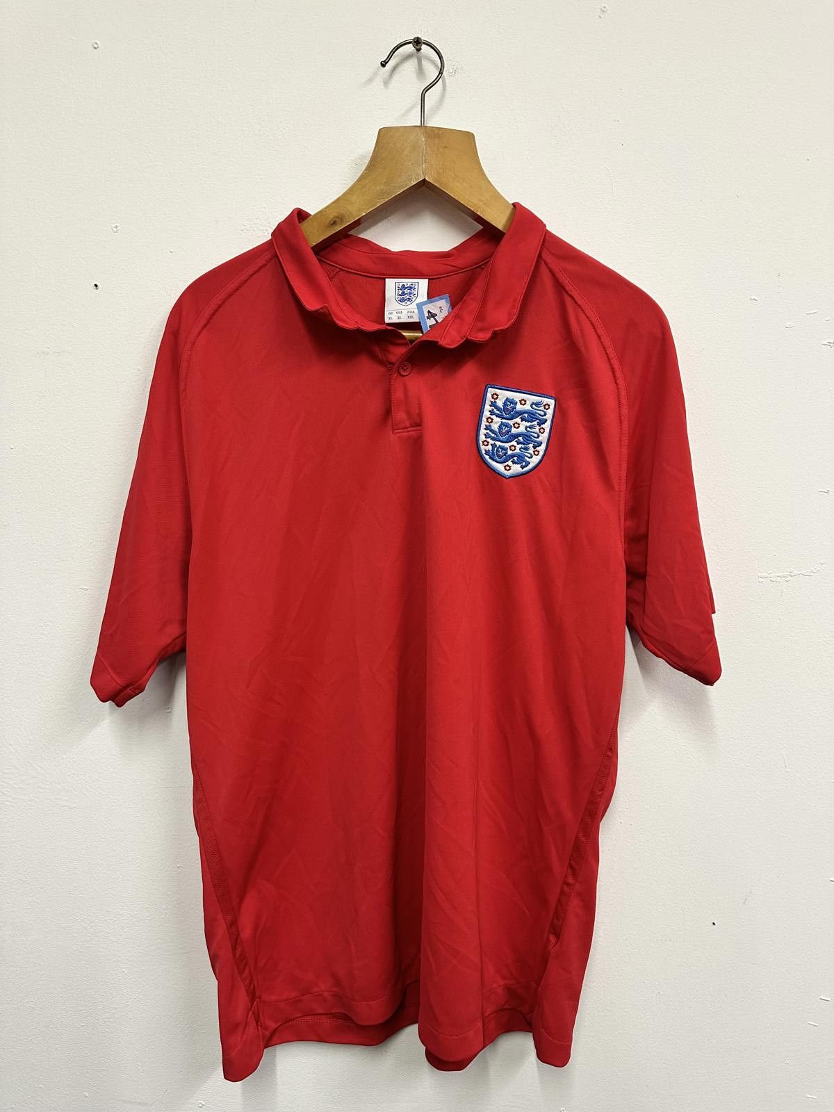 Other Vintage Red England Football Polo Shirt Size XL Size US XL / EU 56 / 4 - 1 Thumbnail