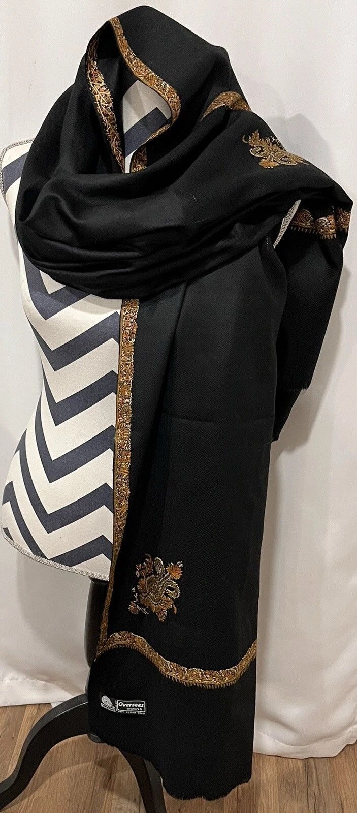 Other Wool Woolmark Bordered Sozni Hand Embroidered Black Wrap Size ONE SIZE - 2 Thumbnail