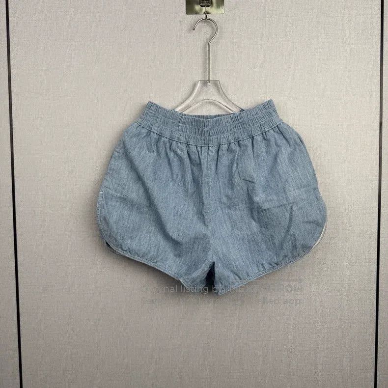 Fendi Fendi Shorts Size 26" / US 2 / IT 38 - 1 Thumbnail
