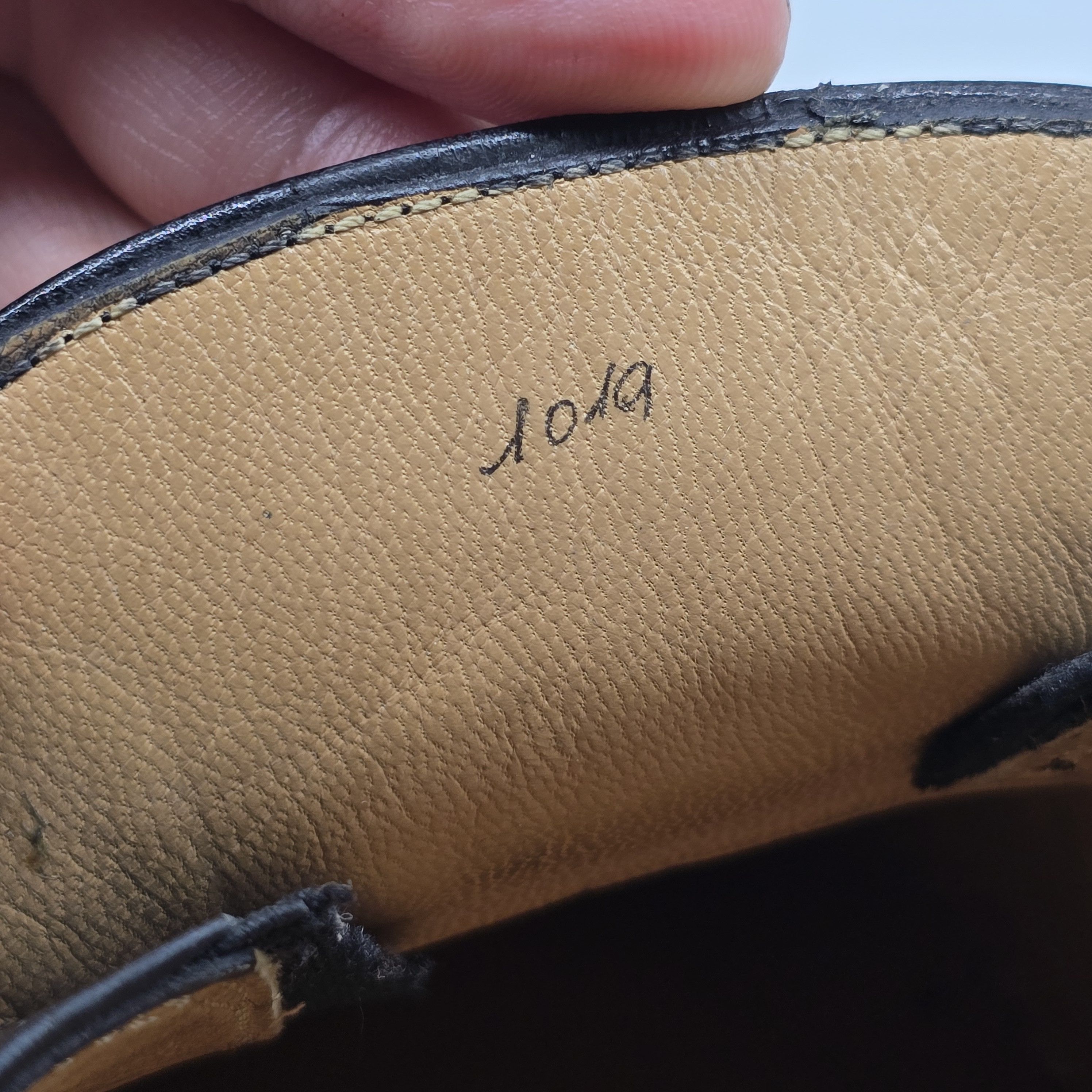 Berluti Berluti - Black Calf Leather Tassle Loafers Size US 7.5 / EU 40-41 - 11 Thumbnail