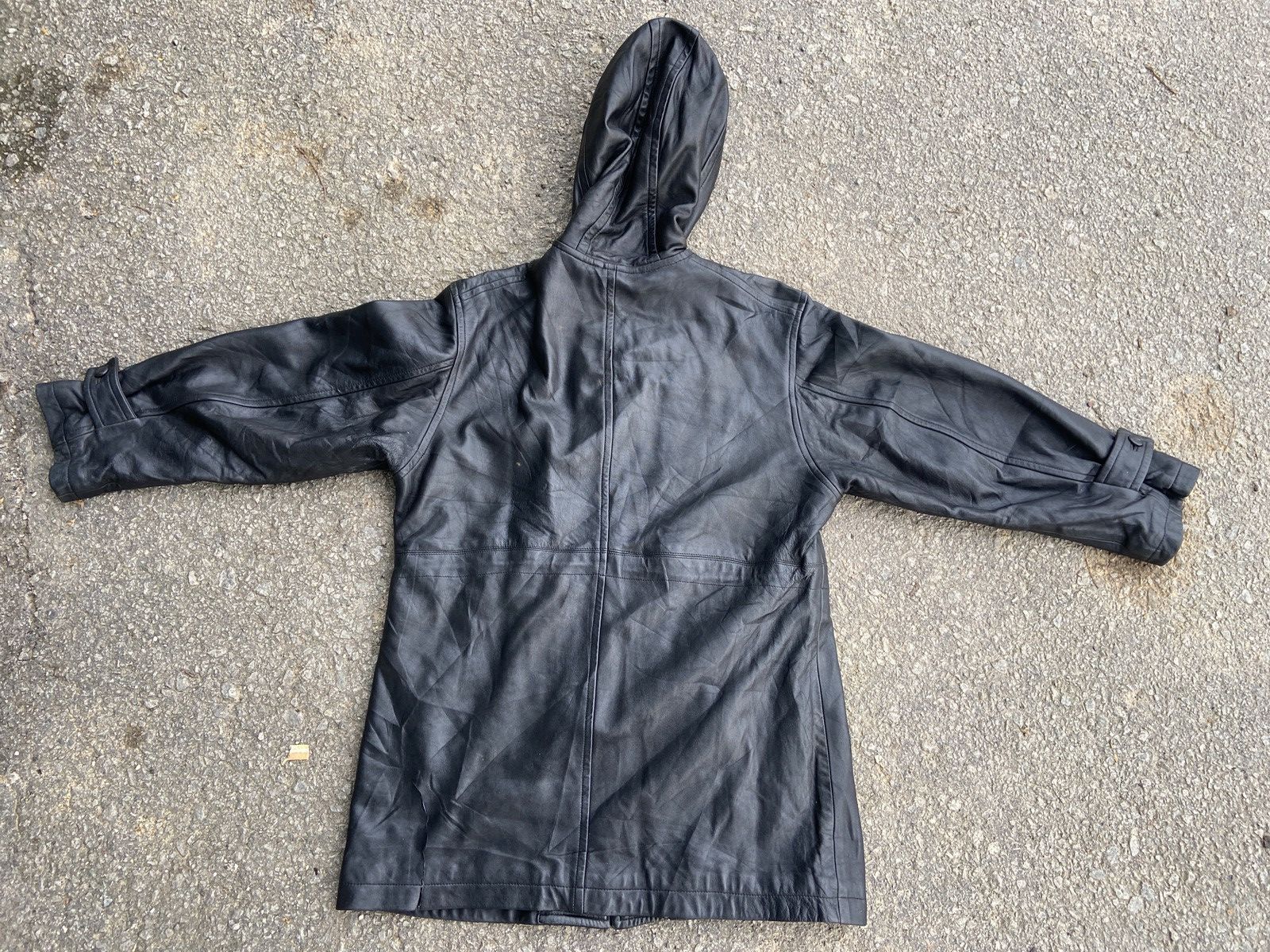 Yohji Yamamoto Circa 92–93 Hooded Leather Coat with Asymmetrical Button Size US L / EU 52-54 / 3 - 15 Thumbnail