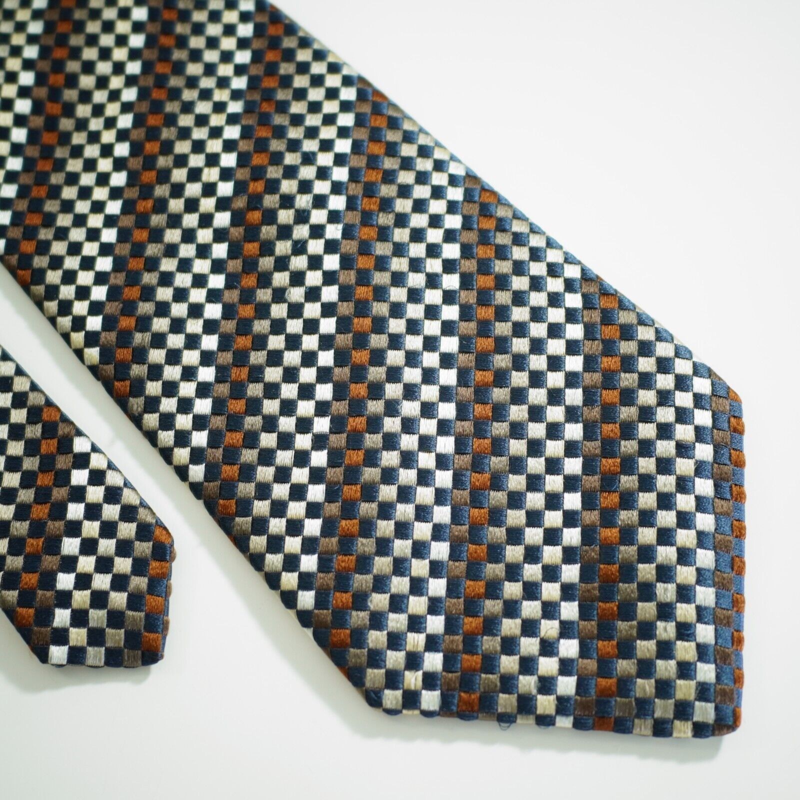 XMI Platinum XMI Platinum Brown Gradient Geometric Woven Striped Wide Sil Size ONE SIZE - 1 Thumbnail