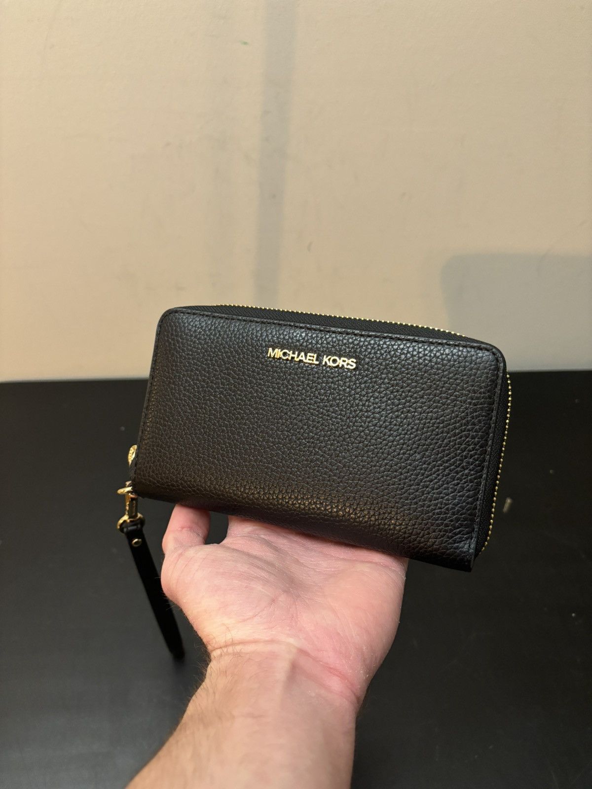 Michael Kors Michael Kors Jet Set Travel Wristlet Leather Wallet Black Size ONE SIZE - 1 Thumbnail