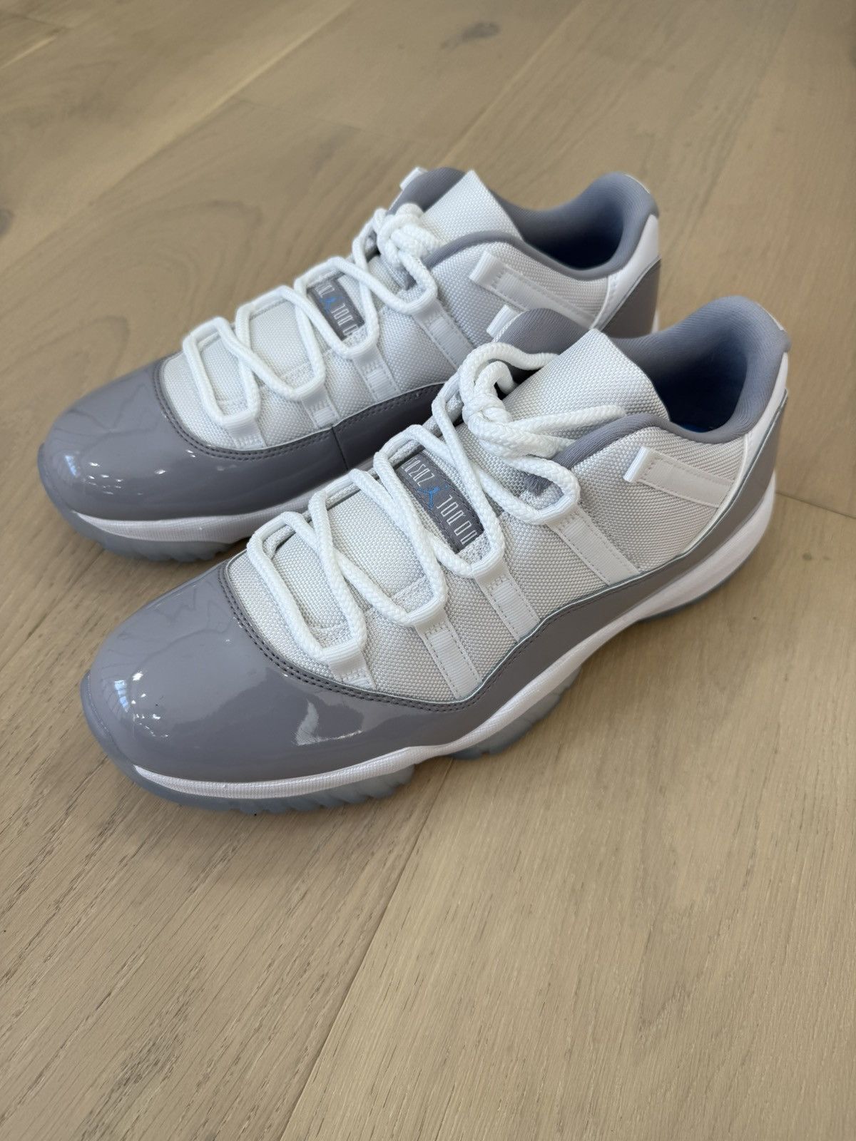 Jordan Brand Jordan 11 Cement Grey Lows Size US 11 / EU 44 - 4 Thumbnail