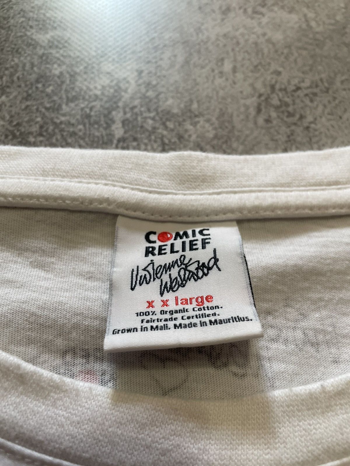 Vintage × Vivienne Westwood Vintage Vivienne Westwood x Comic Relief T-Shirt Size XXL Size US XXL / EU 58 / 5 - 9 Thumbnail