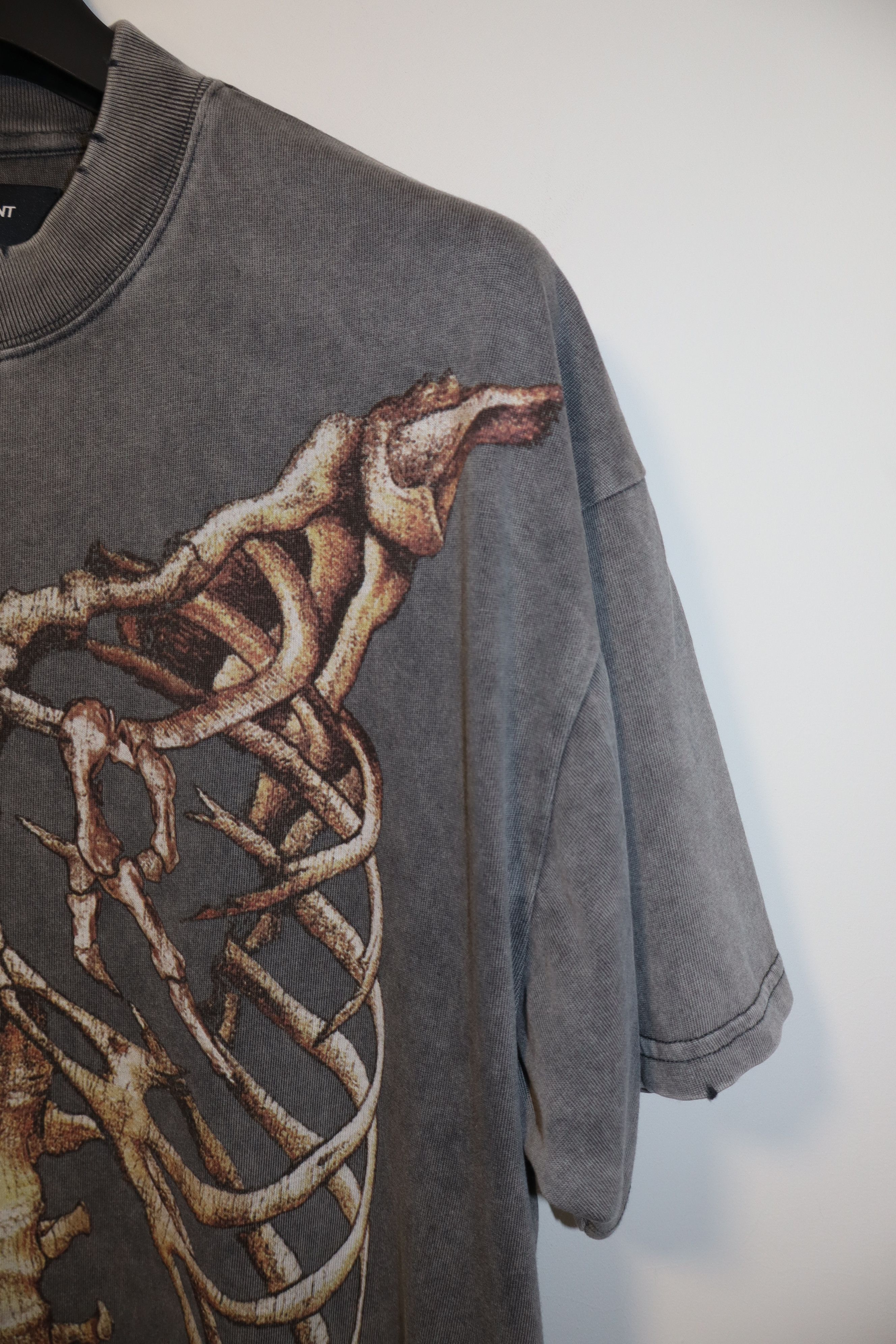 Represent Clo. Bones vintage t-shirt Size US M / EU 48-50 / 2 - 2 Thumbnail