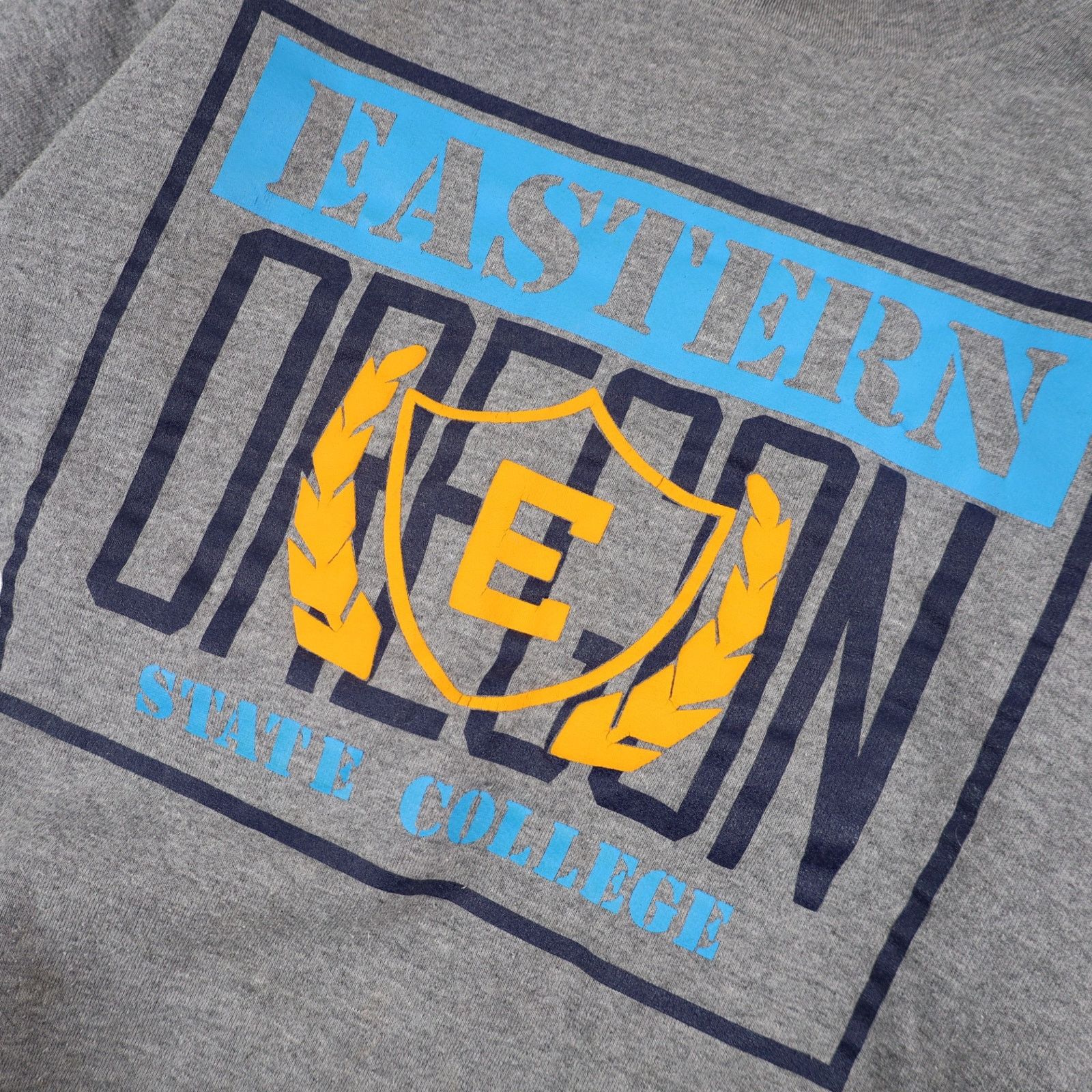 Vintage Vintage 90s Eastern Oregon State College Graphic Sweatshirt Size US M / EU 48-50 / 2 - 4 Thumbnail