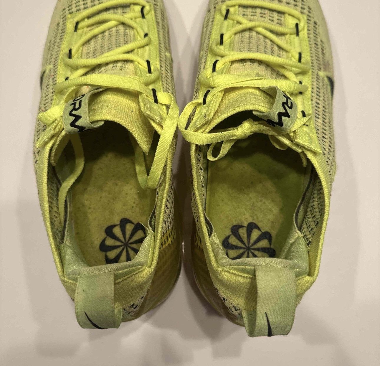 Nike Nike Air VaporMax 2021 Flyknit Next Nature ‘Volt Black’ Size US 11 / EU 44 - 6 Thumbnail