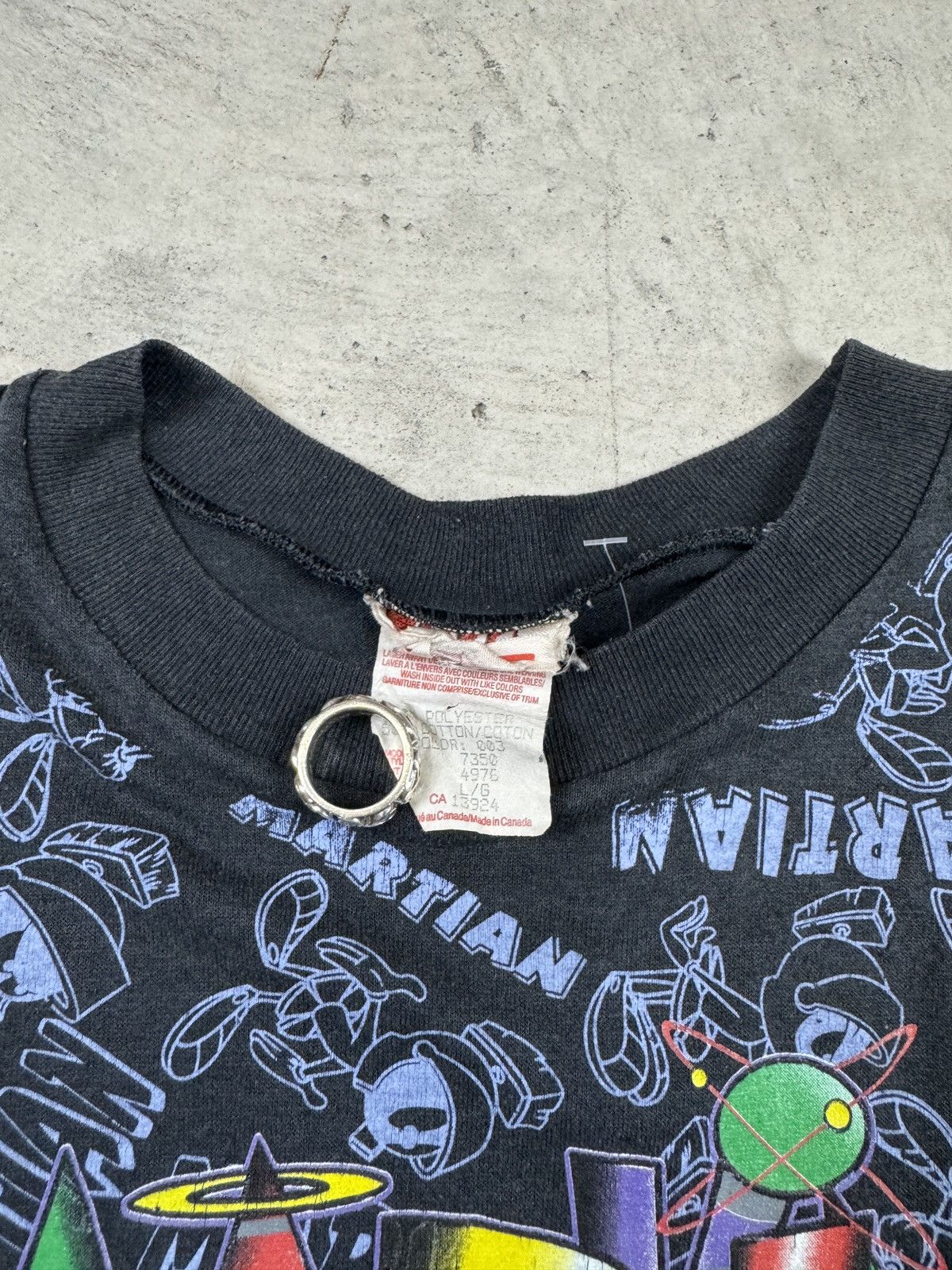 Vintage 1994 Marvin The Martian AOP Tee Size L / US 10 / IT 46 - 4 Thumbnail