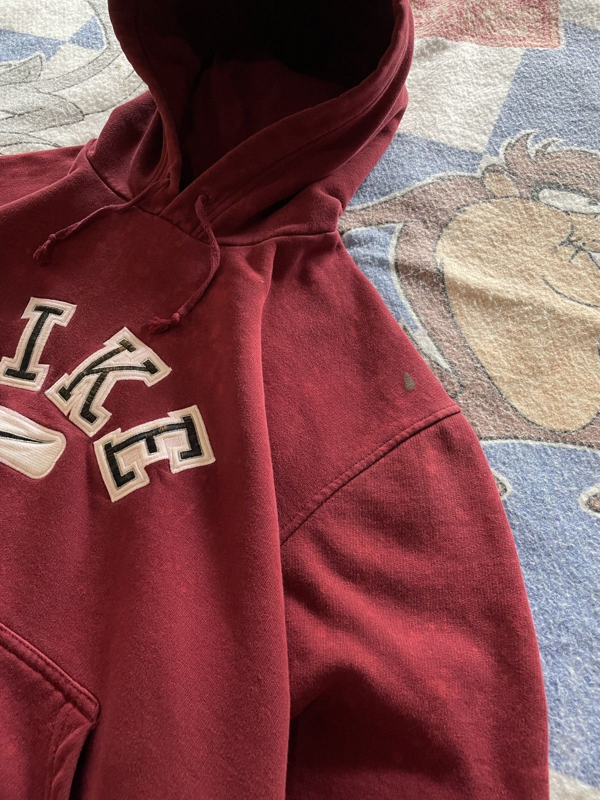 Nike Vintage Nike spell out swoosh hoodie Size US XL / EU 56 / 4 - 4 Thumbnail