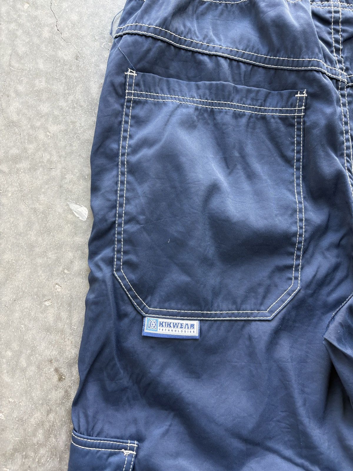 Vintage Vintage 90s Kikwear Baggy Cargo Pants Nylon Rave Adjustable Size US 34 / EU 50 - 2 Thumbnail