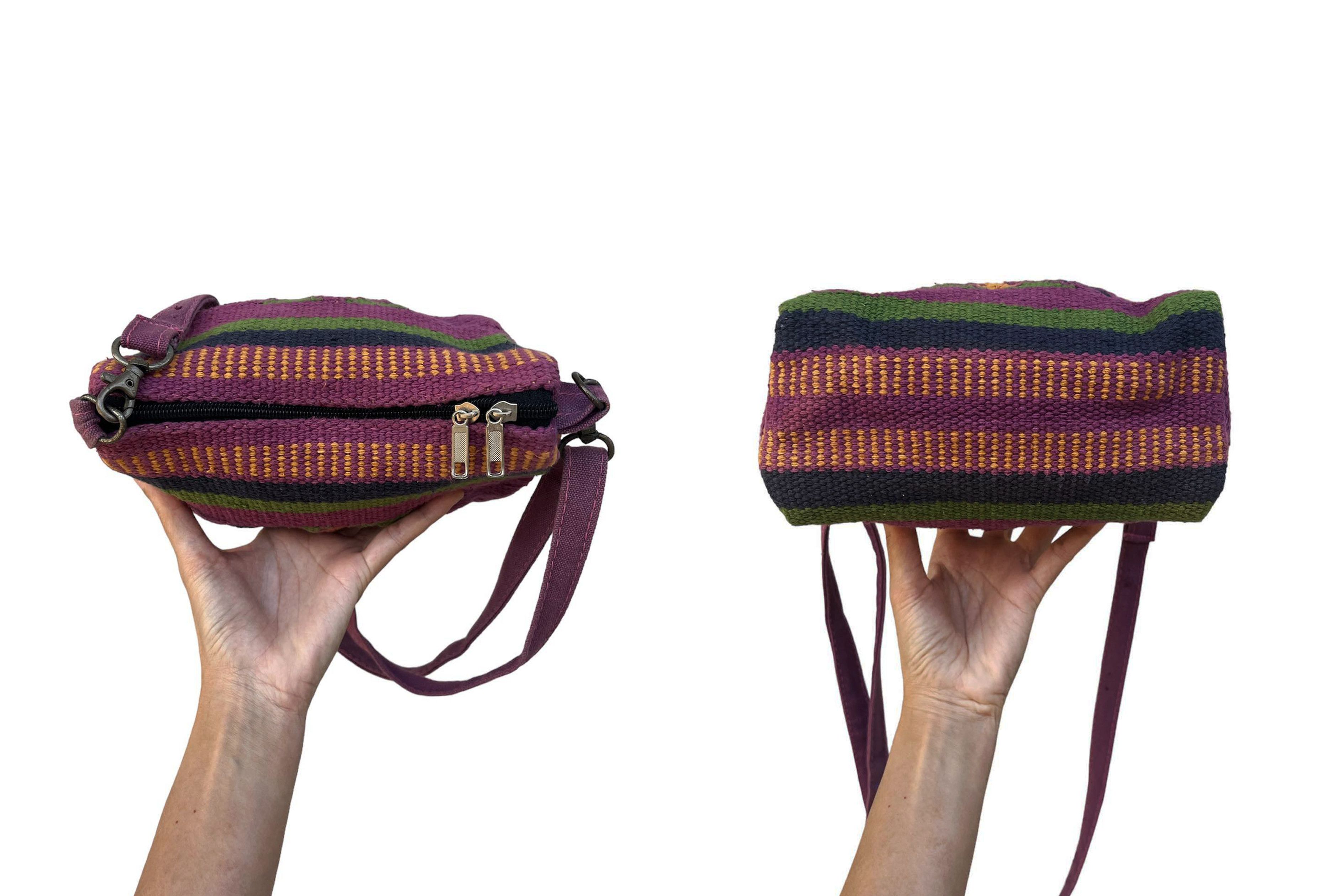Vintage Small size Hand Loom Crossbody Bag, native American style Size ONE SIZE - 4 Thumbnail