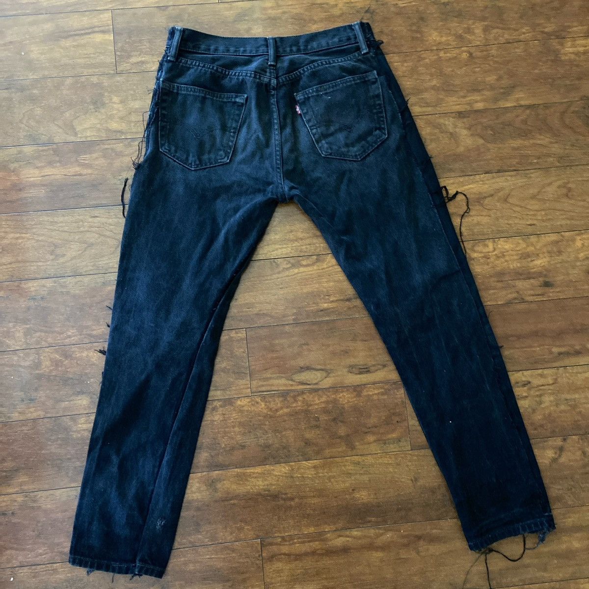 Levi's × Vintage UPCYCLED CUT UP ONE OF ONE JEANS SIMILAR TO BALENCIAGA DENIM Size US 31 - 4 Thumbnail