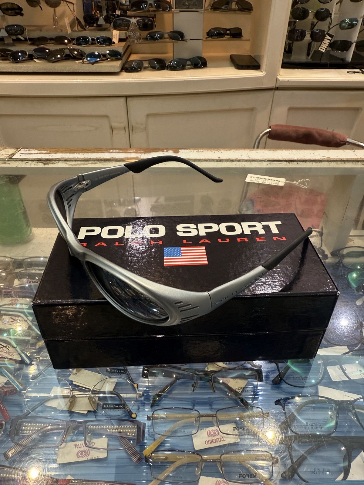 Polo Ralph Lauren 2000's Polo Sport RL Sunglasses Size ONE SIZE - 2 Thumbnail