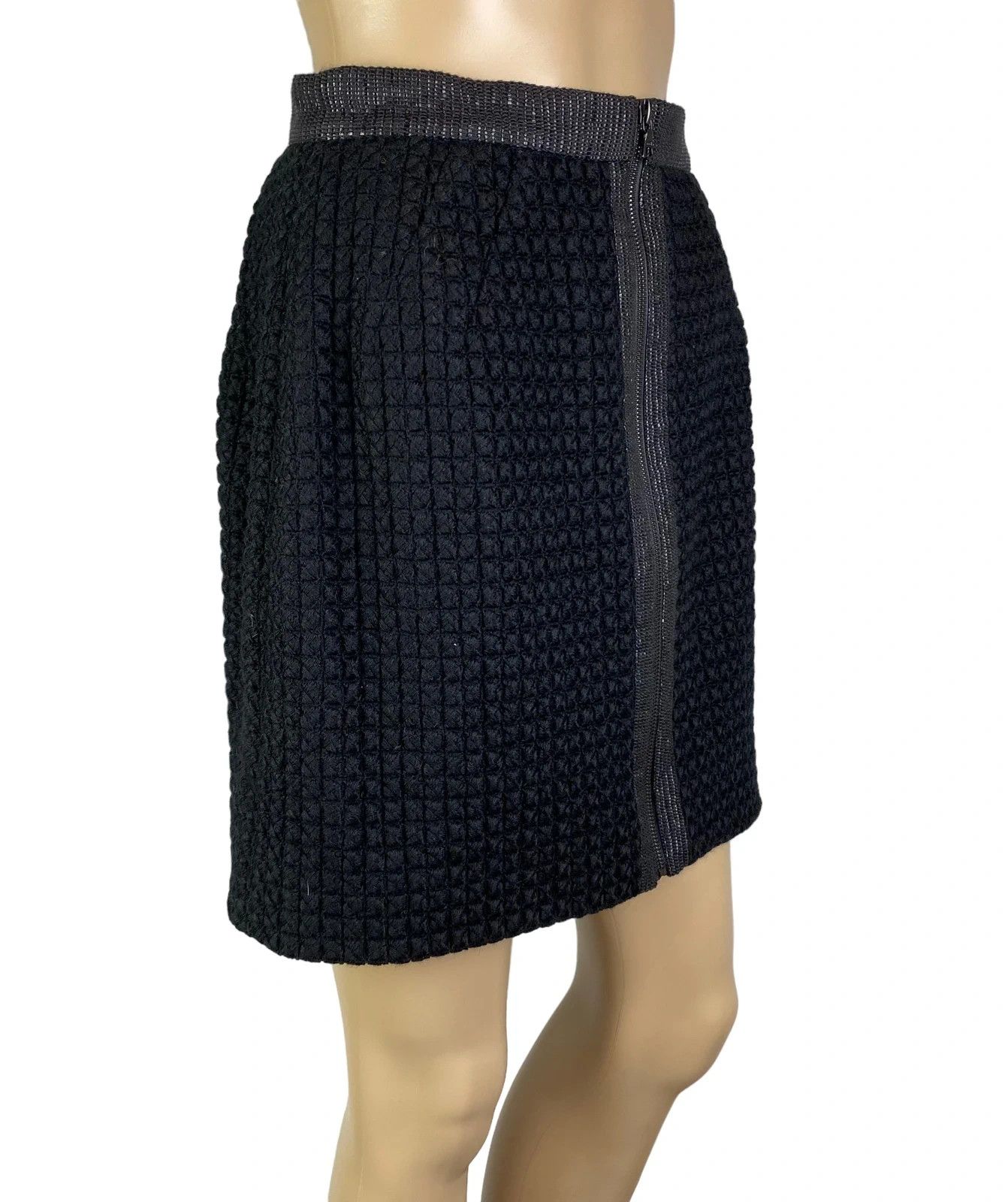 Richard Chai Richard Chai Structured Mini Skirt Zip-Up size 4 Size 27" / US 4 / IT 40 - 2 Thumbnail