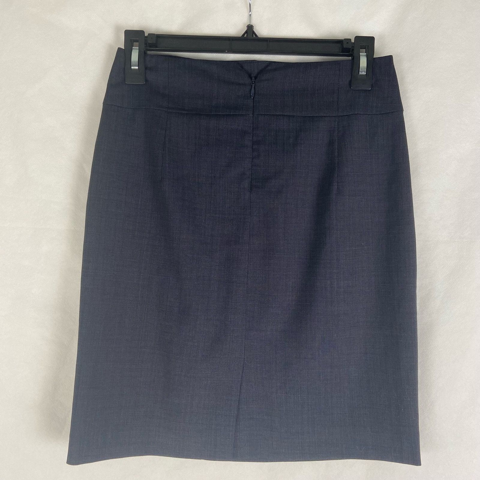 Banana Republic Banana Republic Women's Petite Pencil Skirt Size 0P Black Size 25" / US 0 / IT 36 - 4 Thumbnail