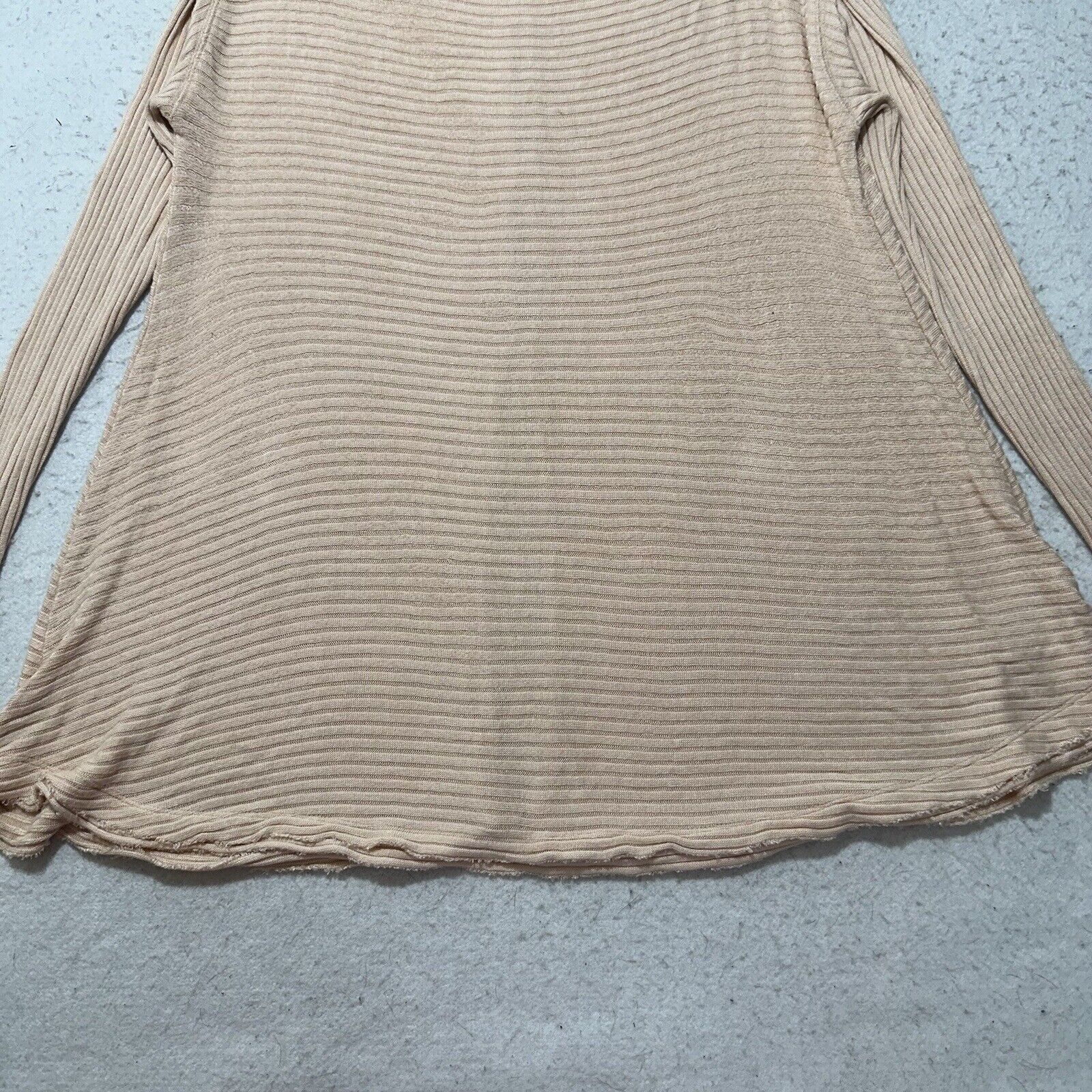 Free People We the Free People Small Cowl Neck Open Knit Pink Sweater Size S / US 4 / IT 40 - 5 Thumbnail