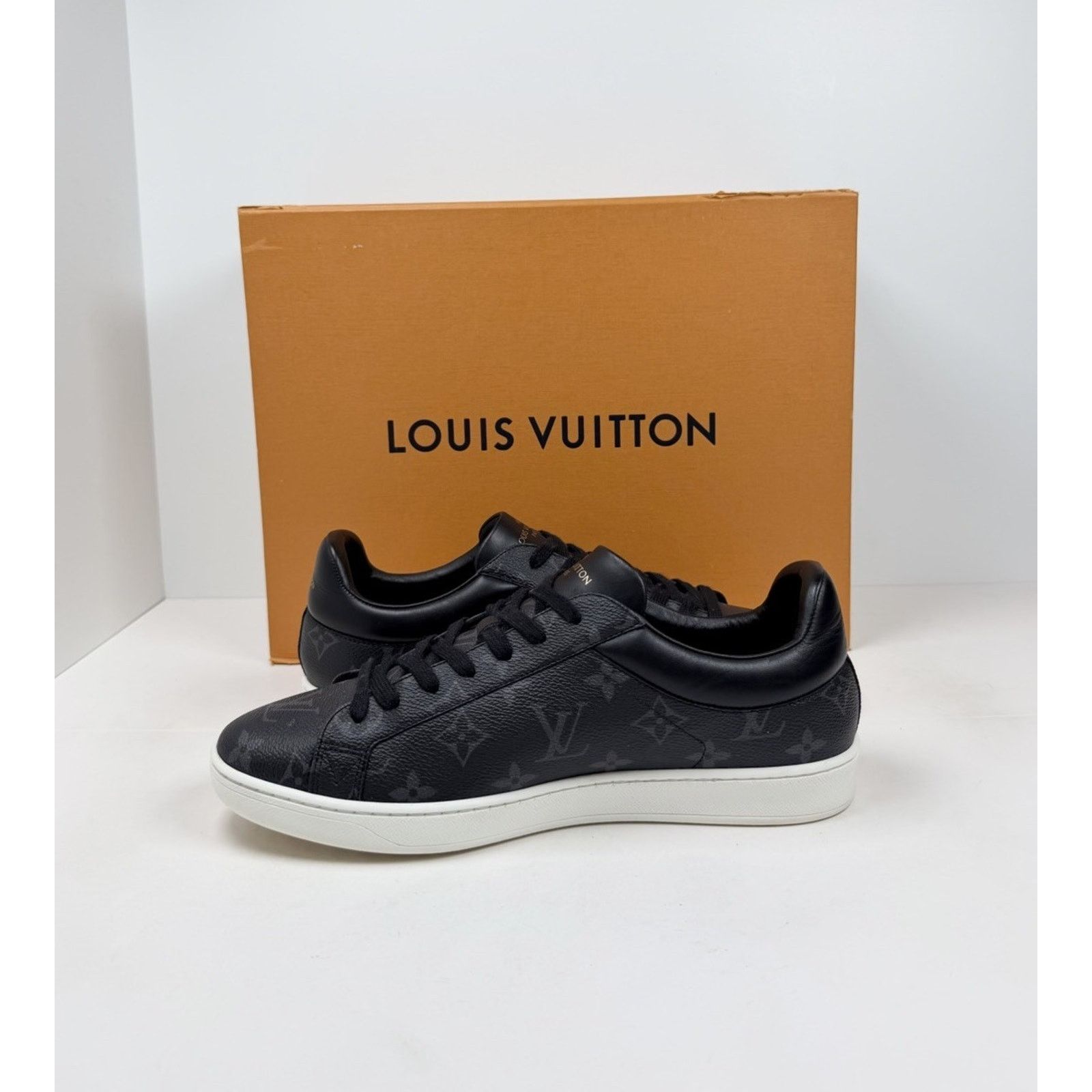 Louis Vuitton Size 7LV/8US - Louis Vuitton Luxembourg Monogram Sneakers Size US 8 / EU 41 - 6 Thumbnail