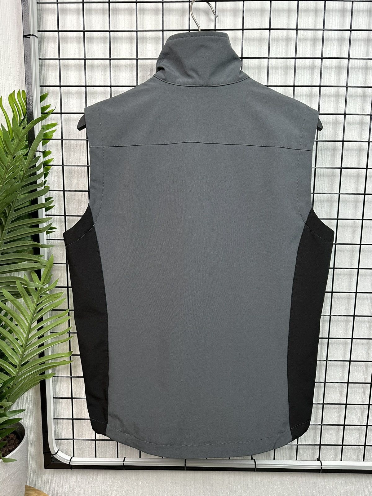 SALEWA Salewa windbreak Vest Size M Men Grey Black Size US M / EU 48-50 / 2 - 13 Thumbnail
