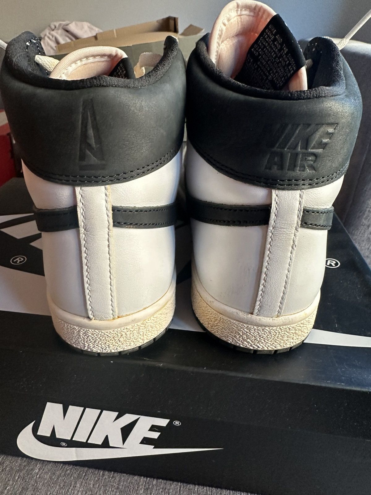 A Ma Maniere × Nike Size 9 - A Ma Maniére x Jordan Air Ship PE SP White Black Size US 9 / EU 42 - 4 Thumbnail