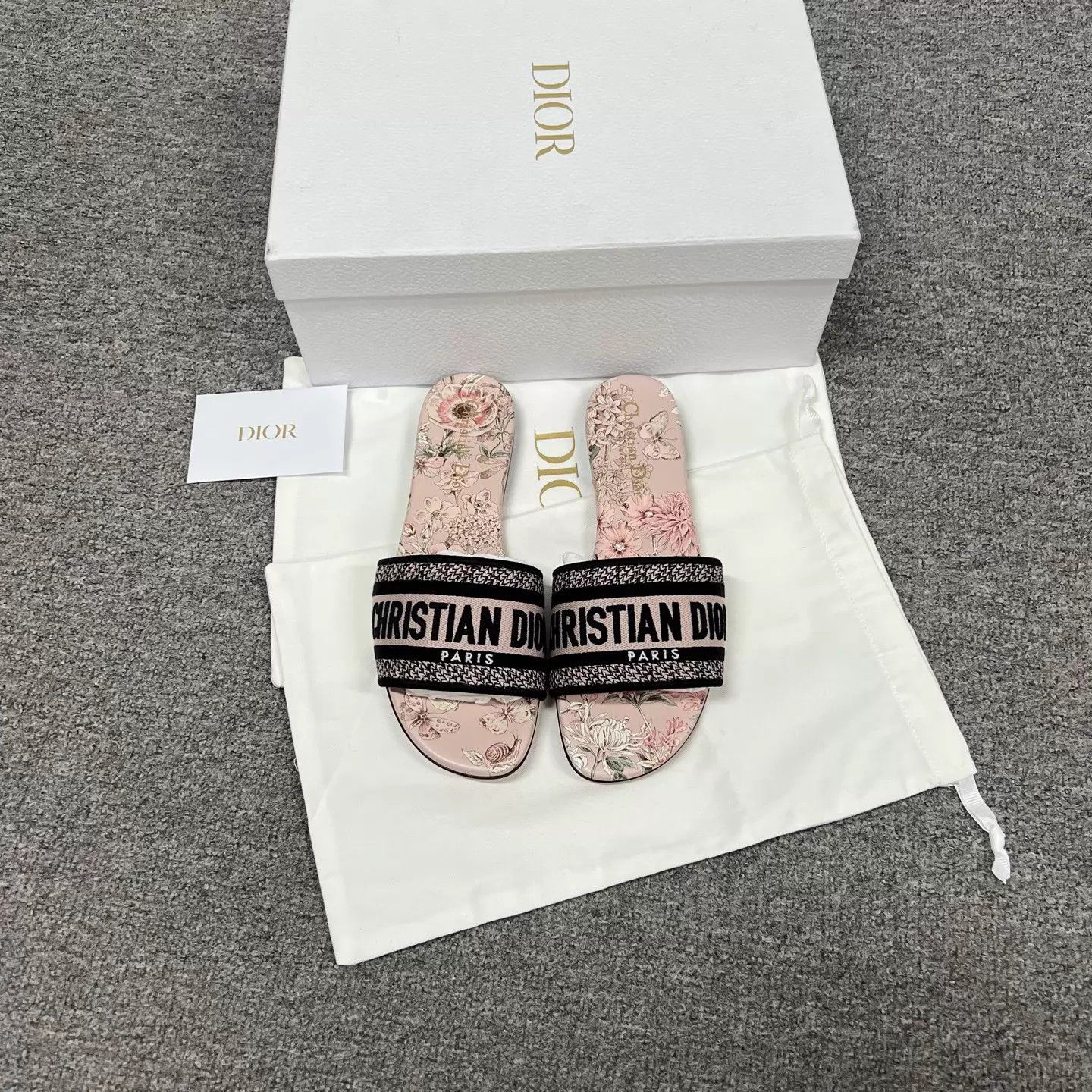 Dior Dior Flower Logo Slipper 37 with box Size US 6.5 / IT 36.5 - 2 Thumbnail