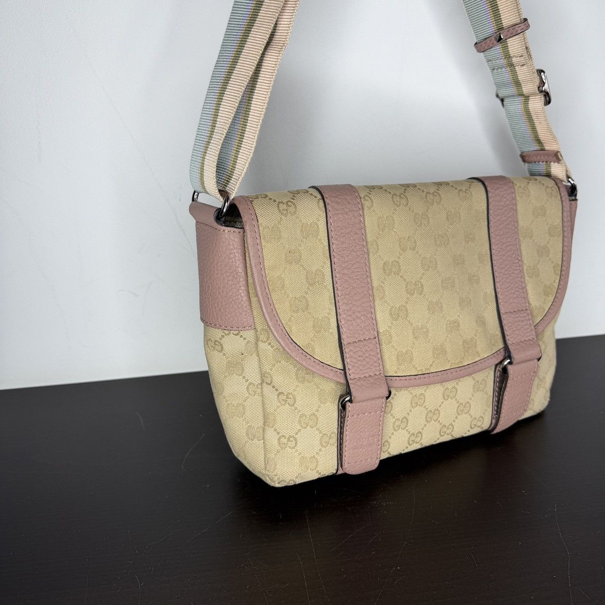 Gucci Gucci Monogram GG Canvas Beige Shoulder Crossbody Bag Size ONE SIZE - 3 Thumbnail