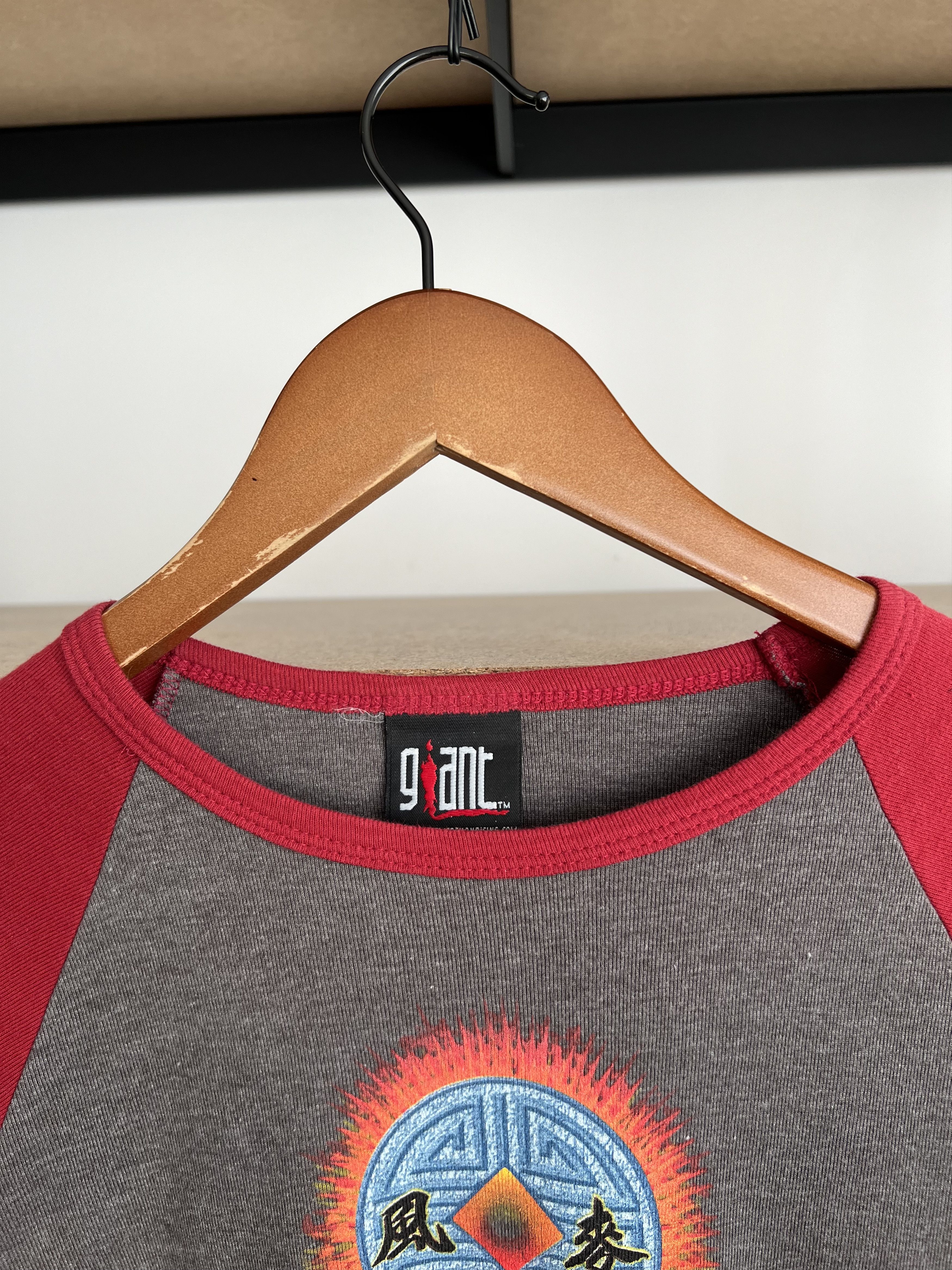 Band Tees Vintage 90s Korn Dragon Rock Band Y2k Long Sleeve T-shirt Size L / US 10 / IT 46 - 14 Thumbnail