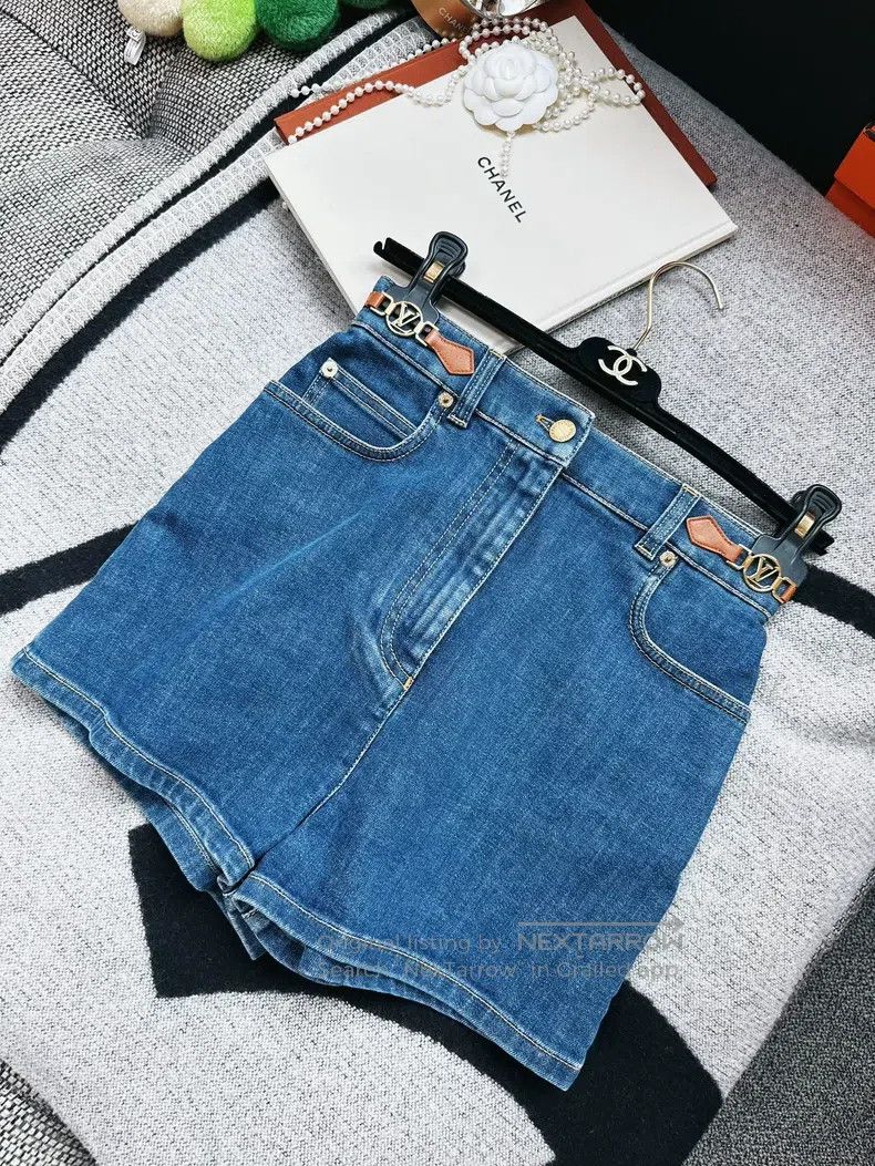 Louis Vuitton Louis Vuitton Blue Denim Shorts Size 33" - 3 Thumbnail