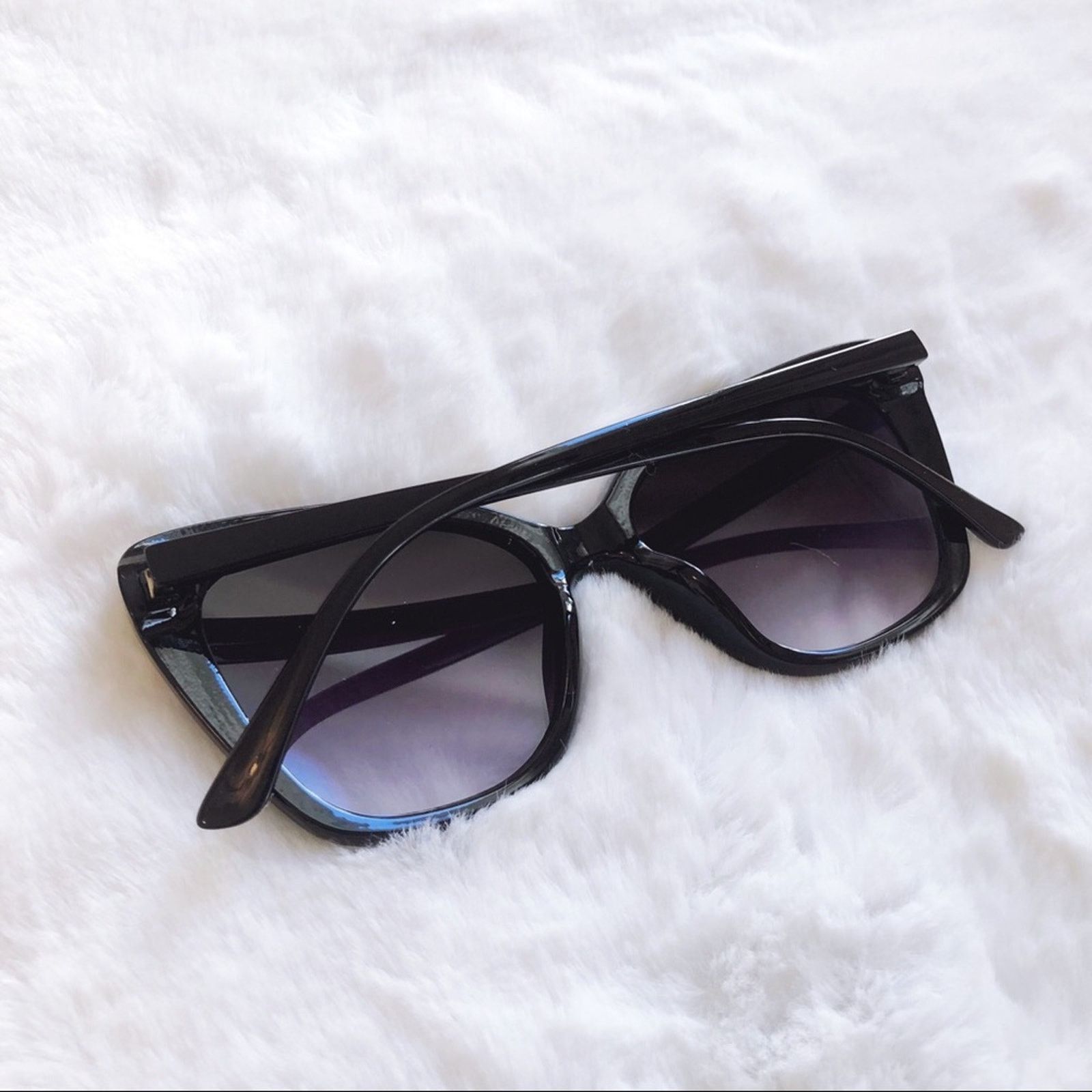 Other Amelia Black Cat Eye Full Rim Sunglasses Size ONE SIZE - 8 Thumbnail