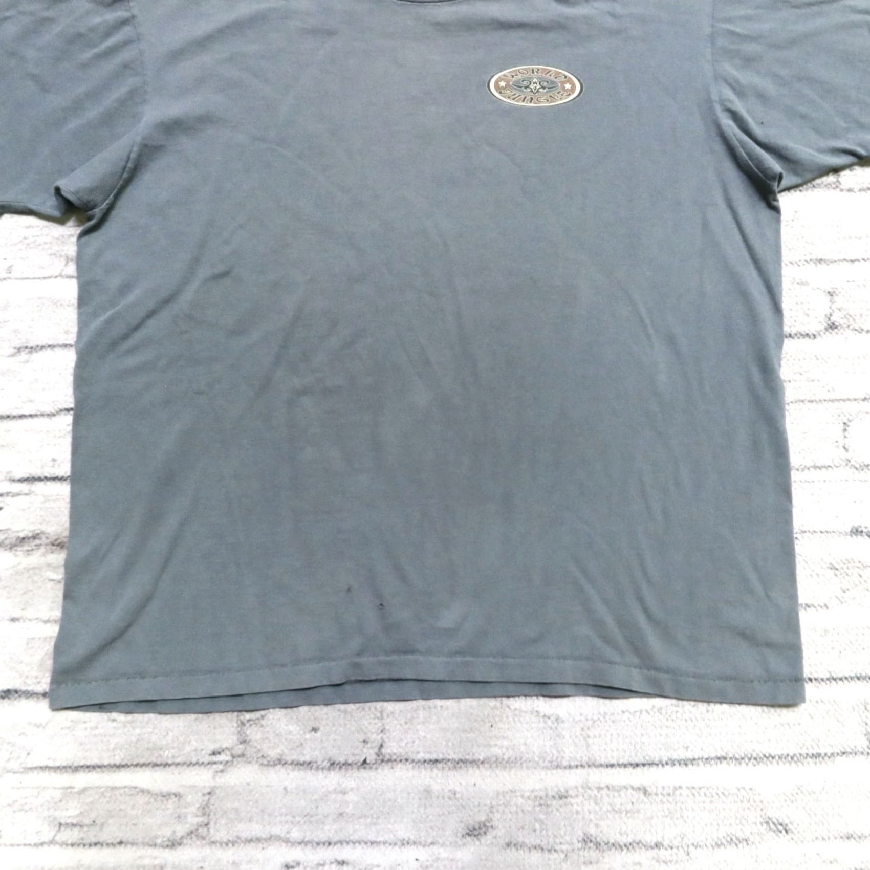 Vintage Vintage World Jungle Shirt XL Blue 90s Logo Shirt Mens T-Shirt Streetwear Surf Skate Ladies Size US XL / EU 56 / 4 - 5 Thumbnail