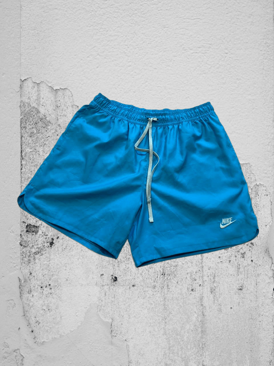 Nike Vintage Nike logo shorts blue Y2K size L Size US 34 / EU 50 - 1 Thumbnail