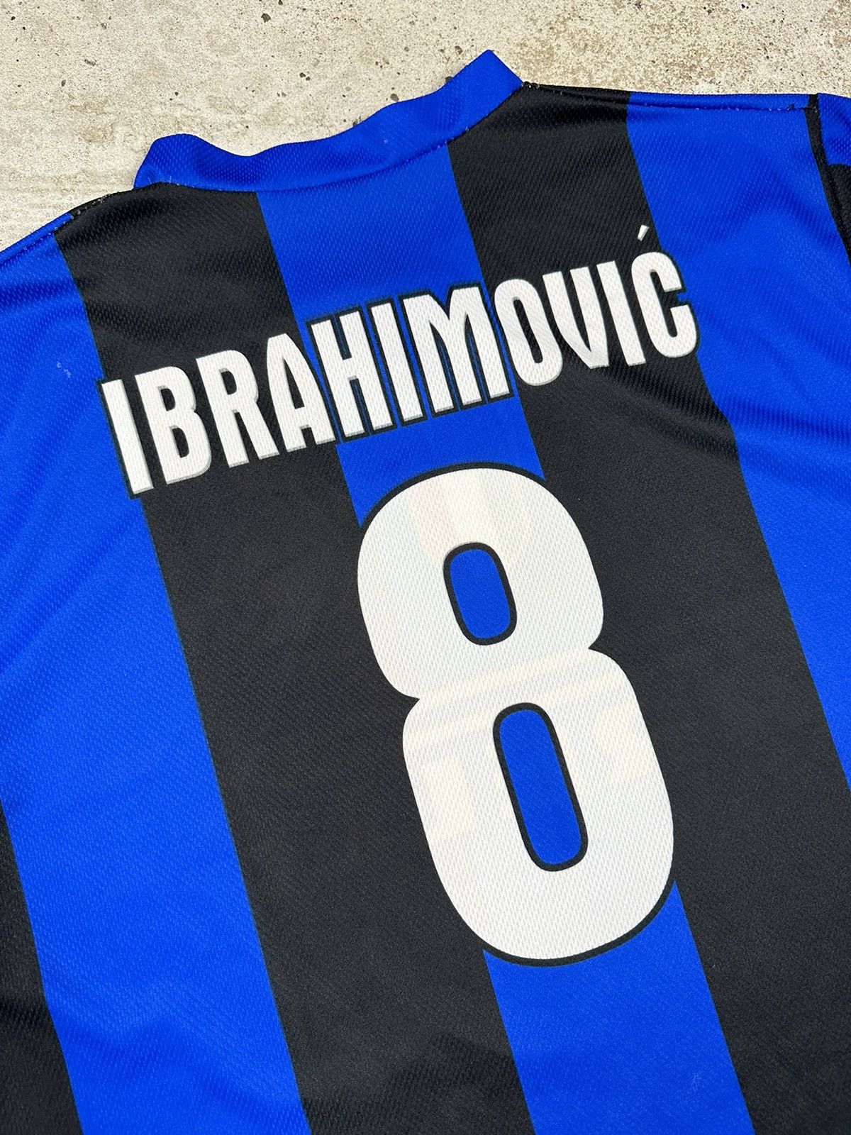 Vintage Vintage Y2K Inter Milan Home Jersey Ibrahimovic Size US M / EU 48-50 / 2 - 8 Thumbnail
