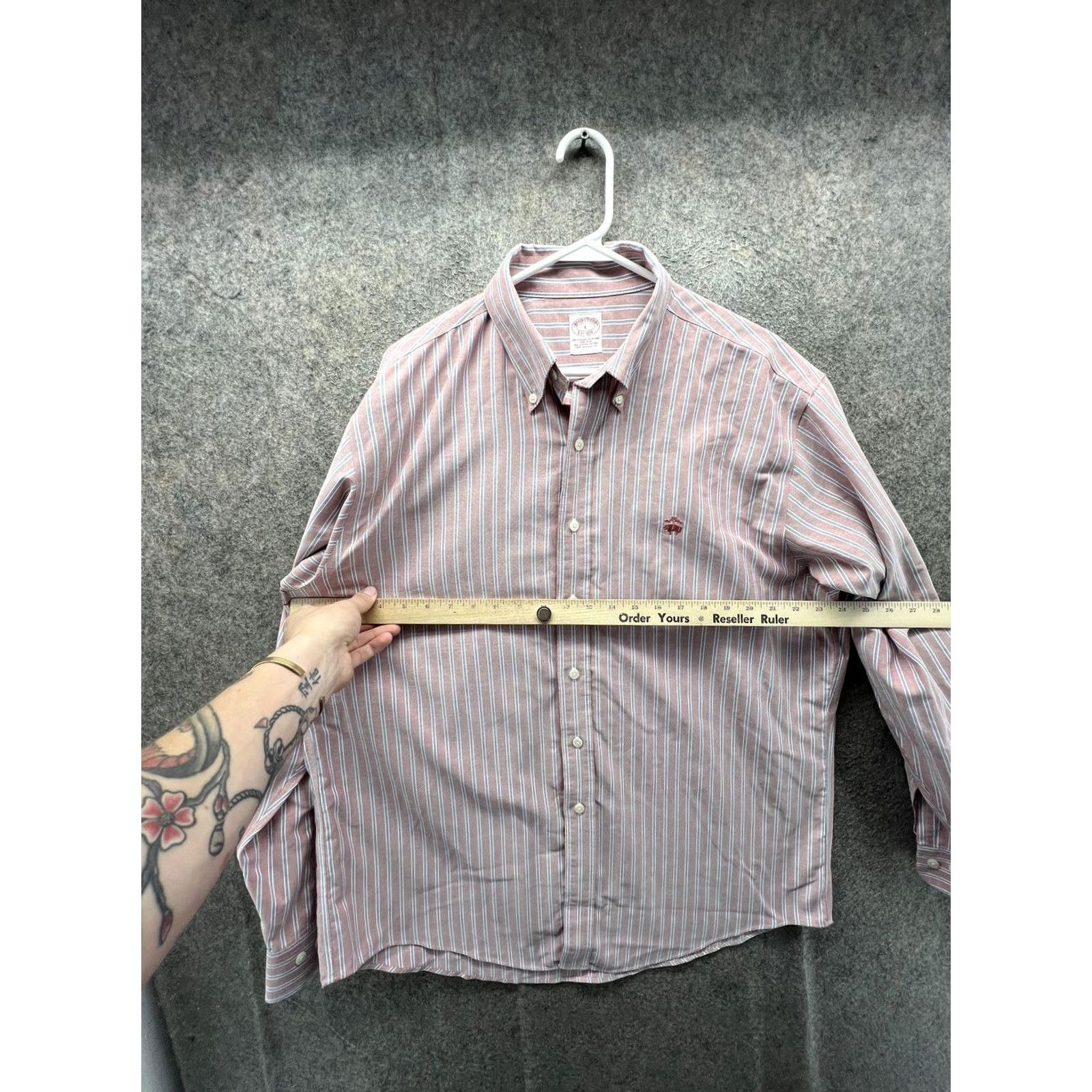 Brooks Brothers Brooks Brothers Shirt Mens Large Red Stripe Oxford Button Front Business Size US L / EU 52-54 / 3 - 4 Thumbnail