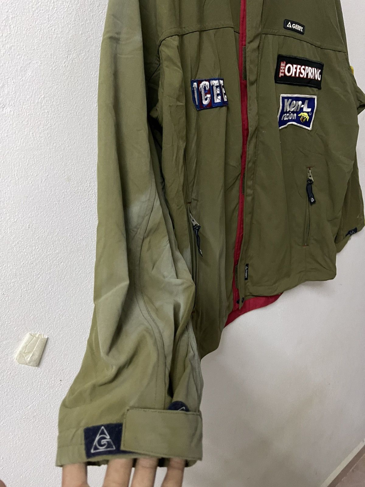Vintage Vintage GERRY Performance Outdoor Jacket With Patches Size US L / EU 52-54 / 3 - 7 Thumbnail