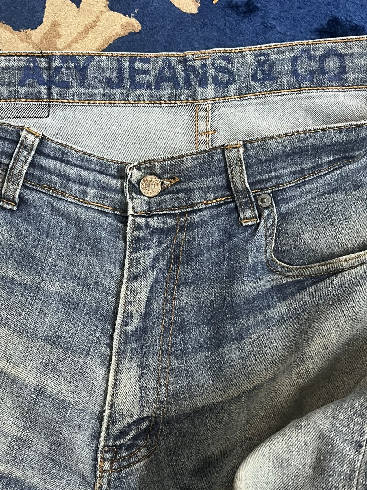 Japanese Brand Vintage AZY Jeans Distressed style jeans Size US 35 - 11 Thumbnail
