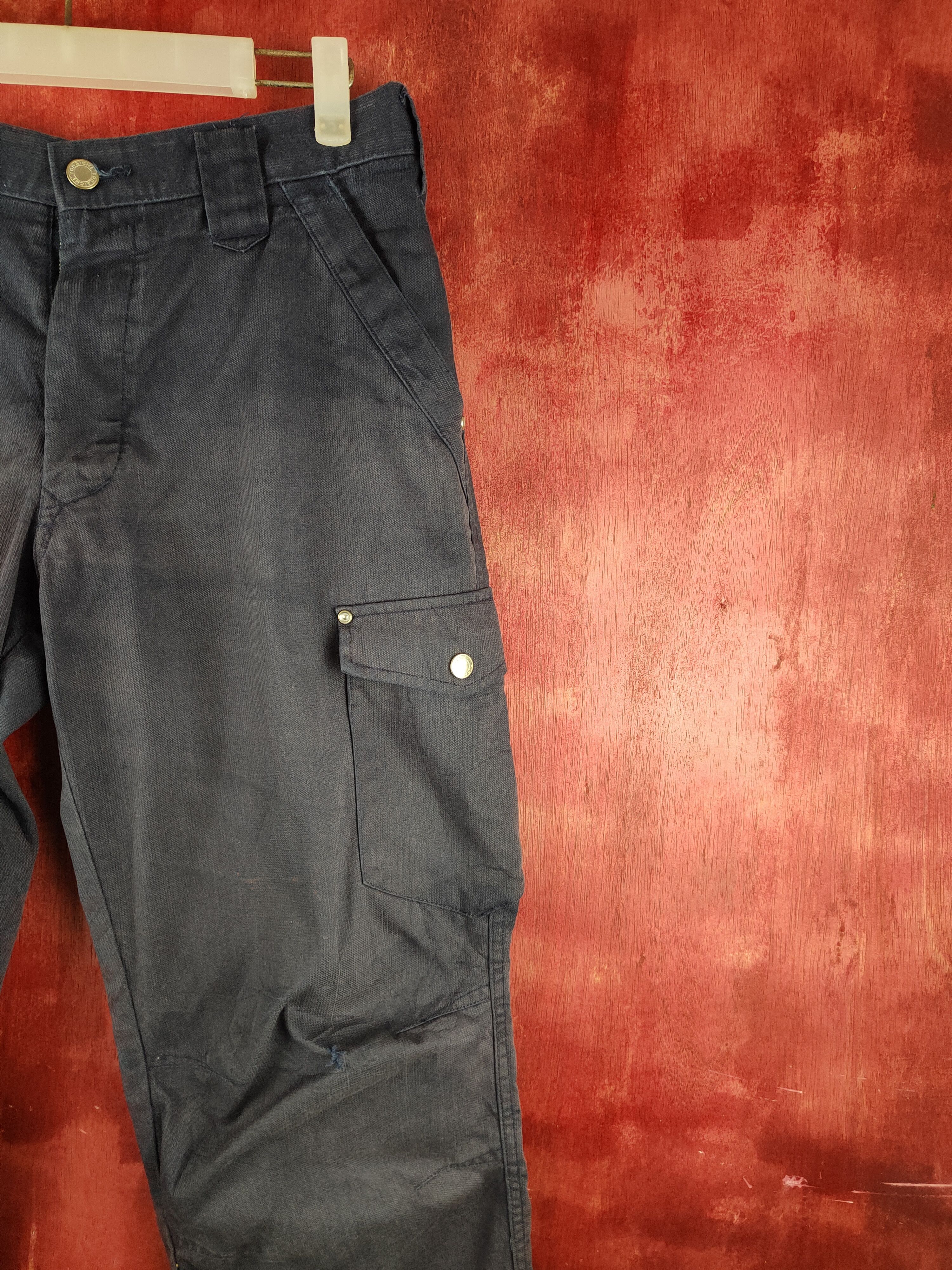 Japanese Brand Vintage Japanese Faded Dark Blue Cargo Pants N#S44 Size US 31 - 7 Thumbnail