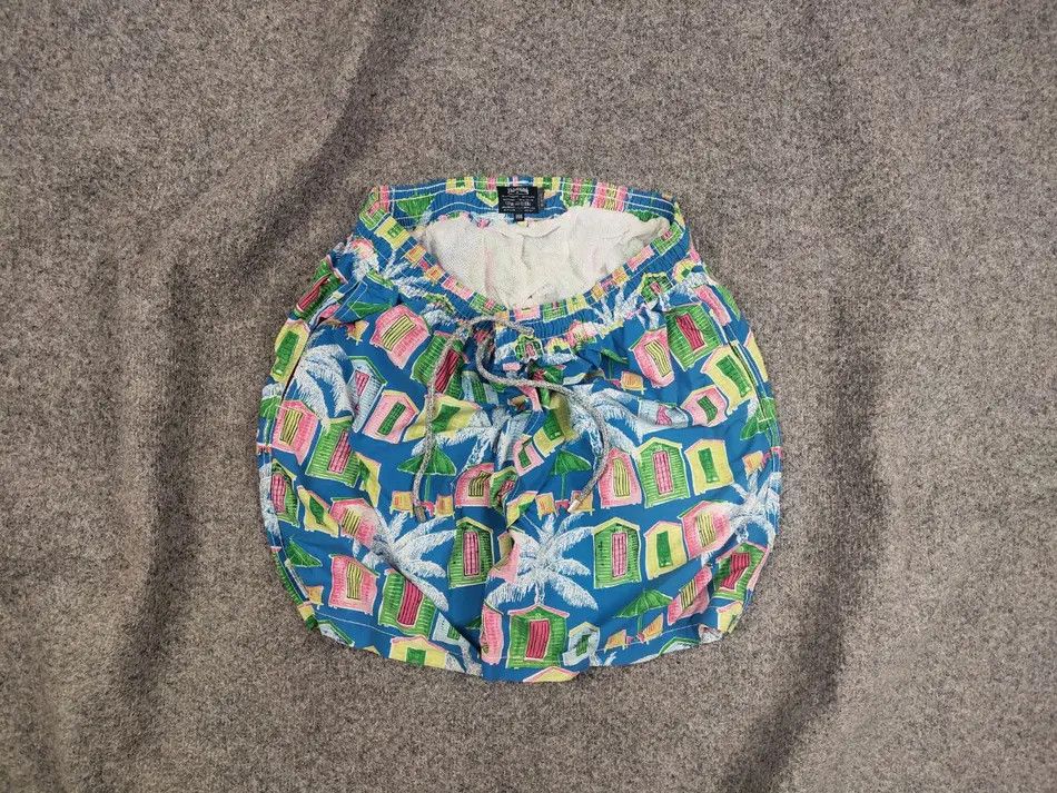 Vilebrequin Vilebrequin Designer Luxury men's Casual Pattern Art Shorts Size US 36 / EU 52 - 1 Thumbnail
