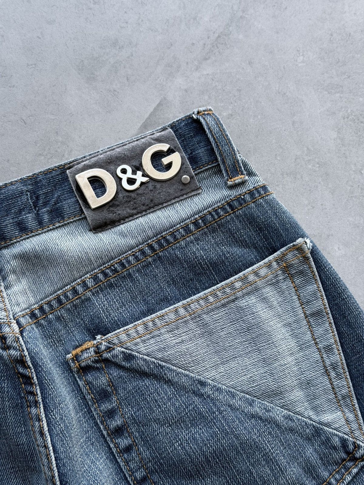 Dolce & Gabbana 2000s Dolce & Gabbana Washed Denim Jeans Size US 32 / EU 48 - 3 Thumbnail