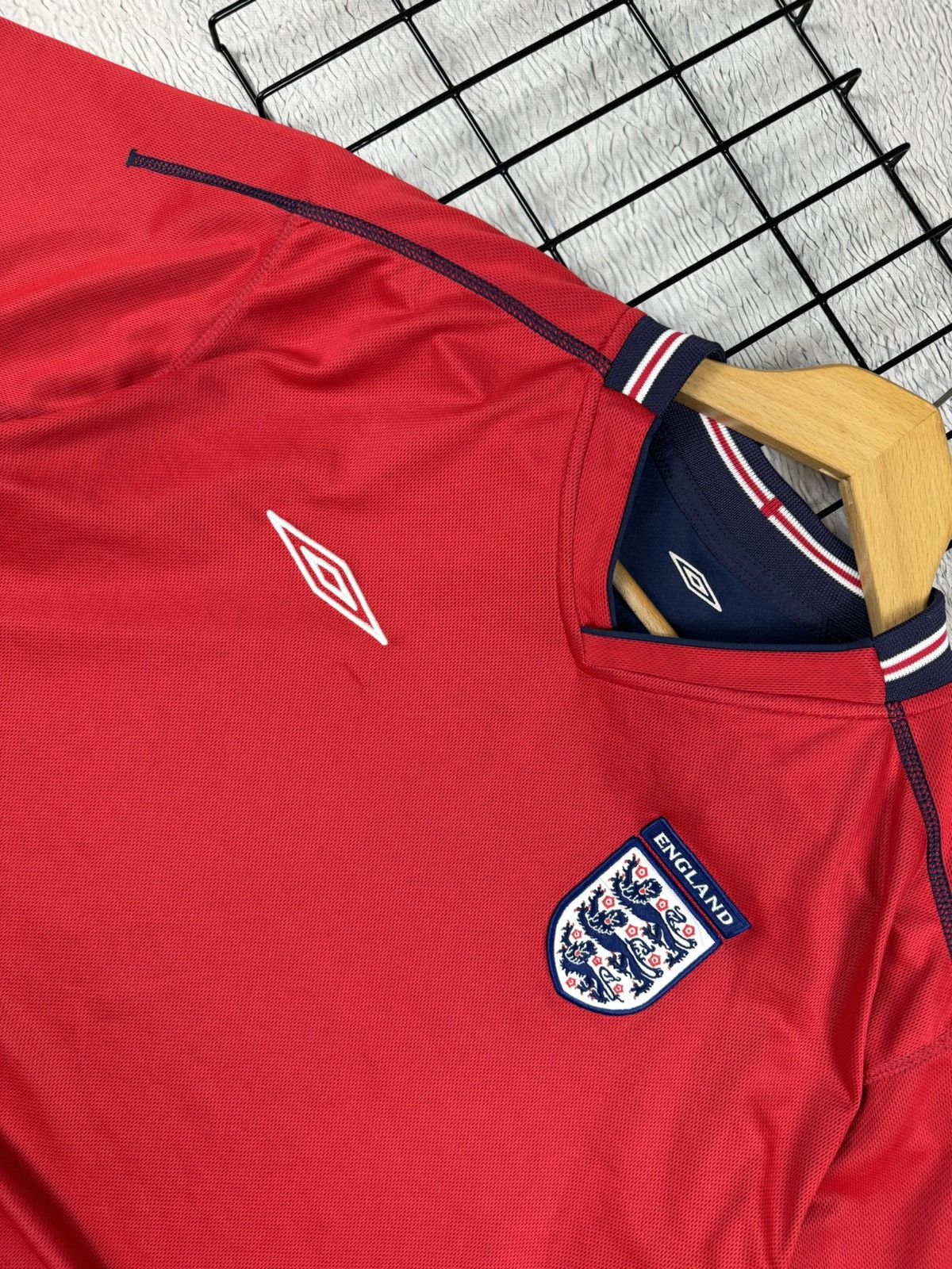 Umbro England National Team 2002 Away Umbro Soccer Jersey Blokcore Size US XL / EU 56 / 4 - 5 Thumbnail