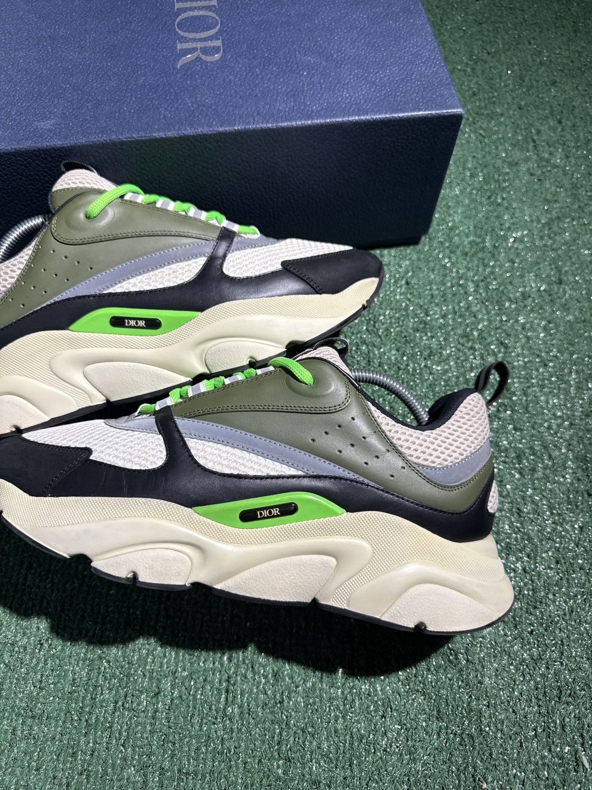 Dior Dior B22 Khaki Pistachio Size US 11 / EU 44 - 3 Thumbnail