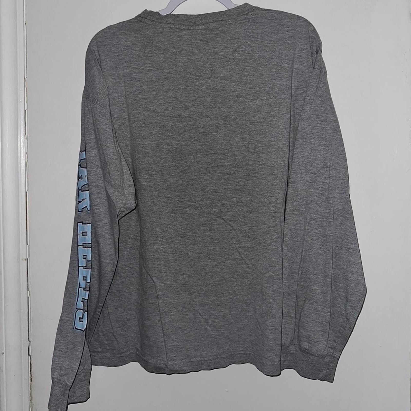 NCAA Vintage NCAA UNC Tarheels L/S T shirt size XL Size US XL / EU 56 / 4 - 5 Thumbnail