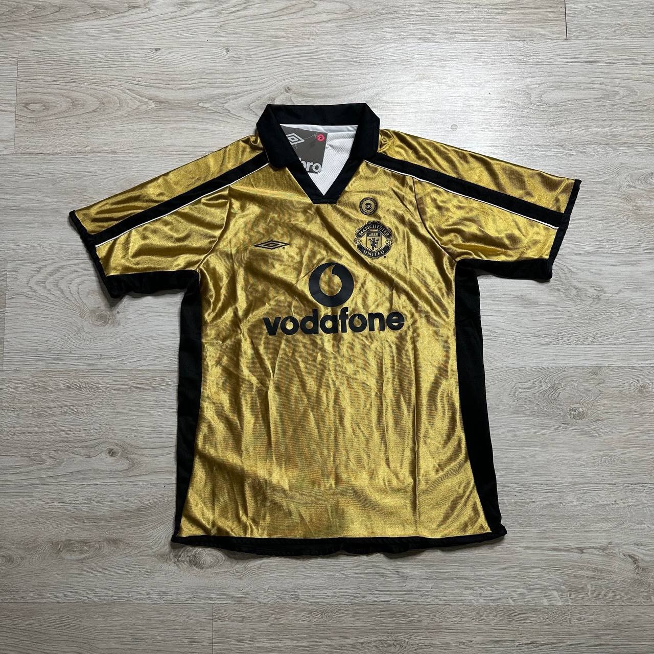 Vintage Manchester United Soccer jersey gold/white - Size L