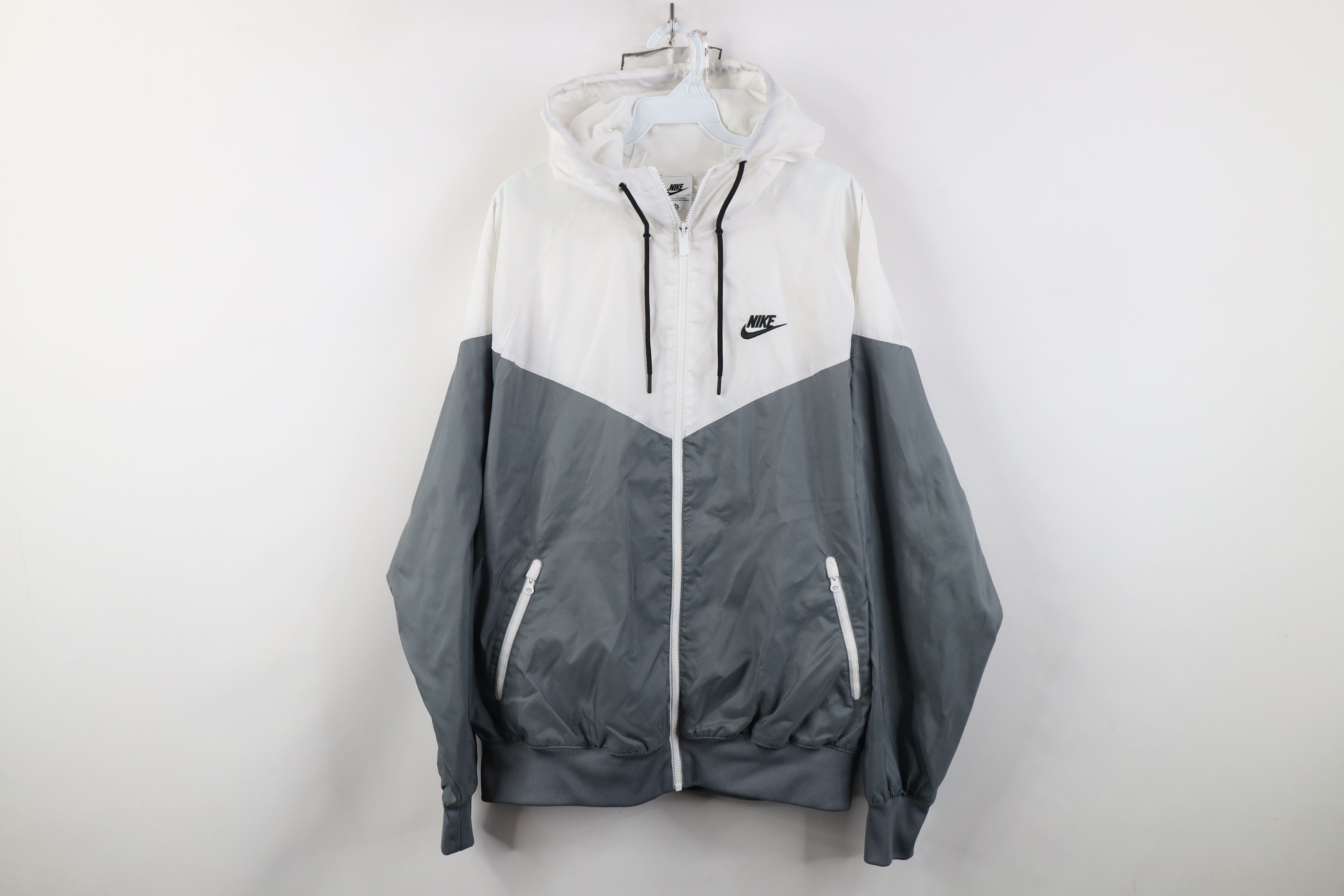 Nike Y2K Nike Color Block Hooded Windrunner Windbreaker Jacket Size US M / EU 48-50 / 2 - 1 Thumbnail