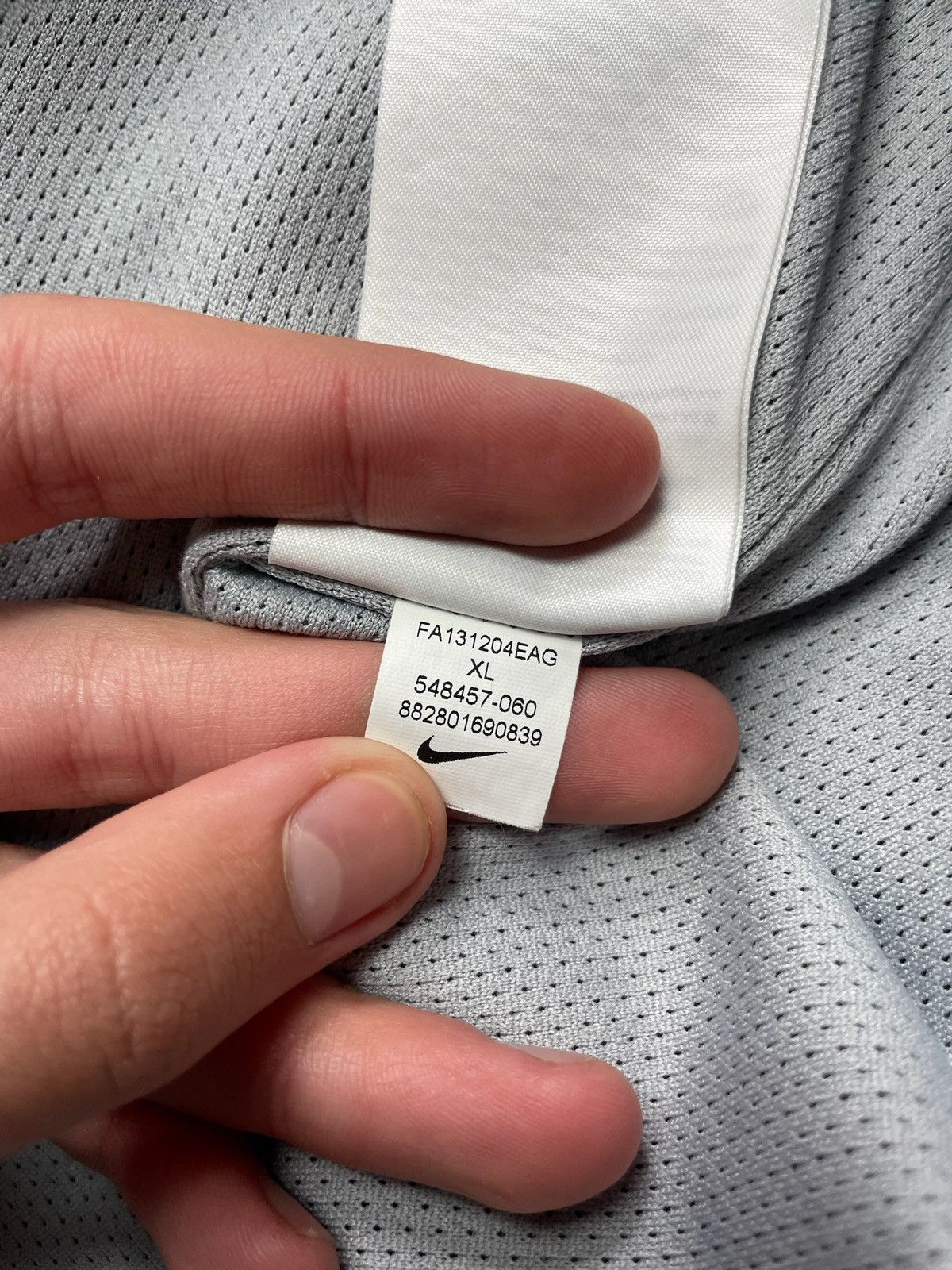 Nike × Vintage Vintage Nike Manchester City jacket size XL logo Size US XL / EU 56 / 4 - 8 Thumbnail