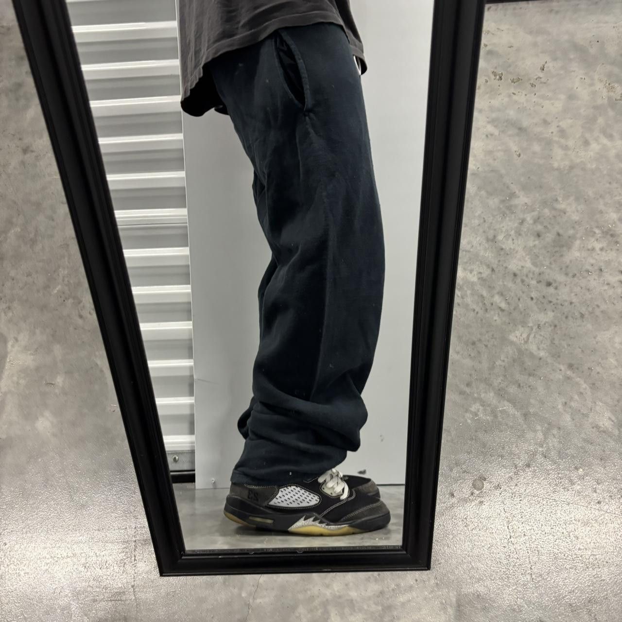 Japanese Brand × Vintage Crazy Vintage Y2K/2000s Faded Black Essential Sweatpants! Size US 30 / EU 46 - 2 Thumbnail