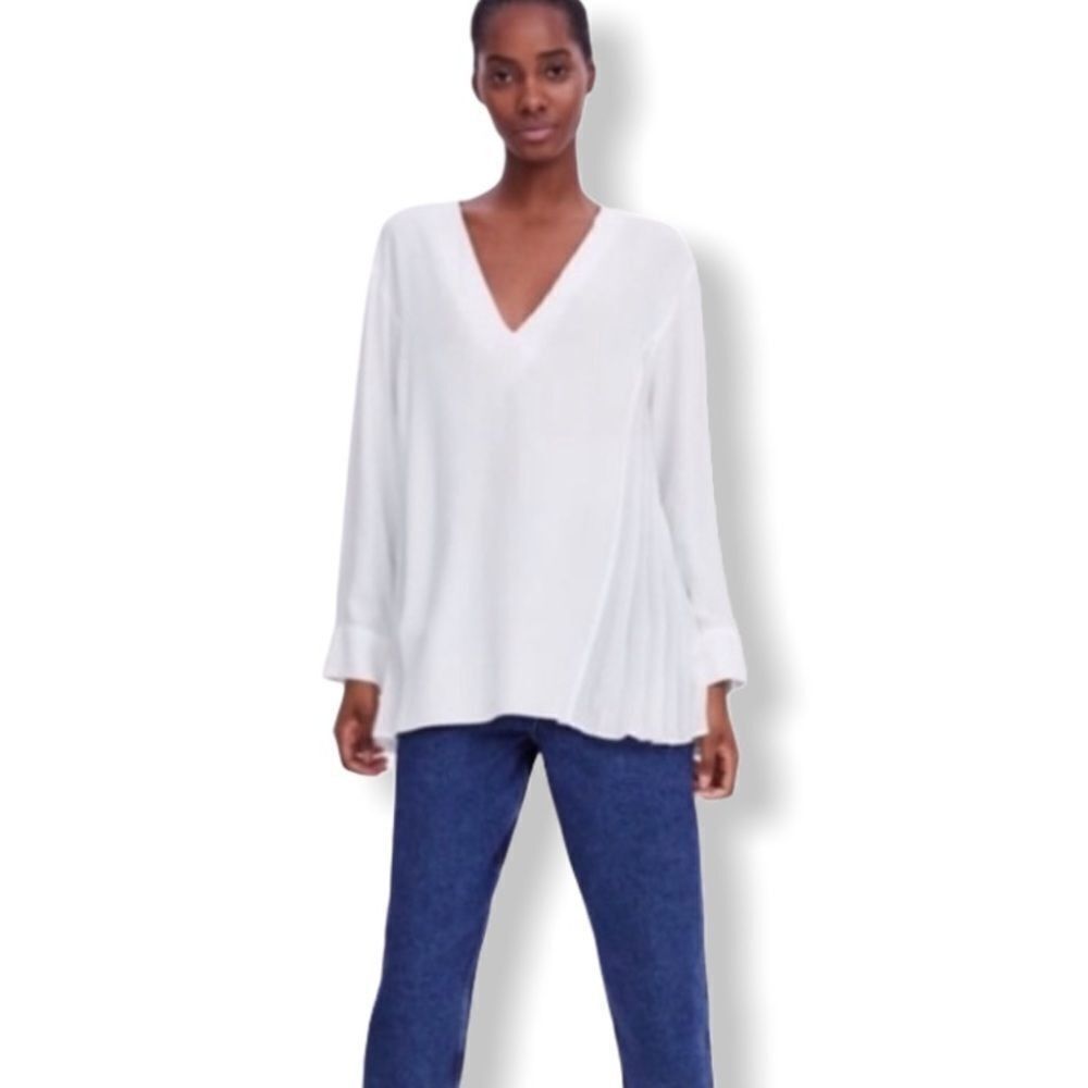 Zara Zara Oversized White Pleated Blouse Semi-Sheer Flowy Top Siz Size XS / US 0-2 / IT 36-38 - 2 Thumbnail