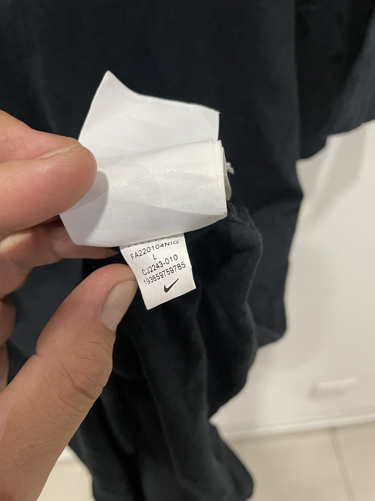 Nike Nike Centre Black Shirt Size US L / EU 52-54 / 3 - 5 Thumbnail