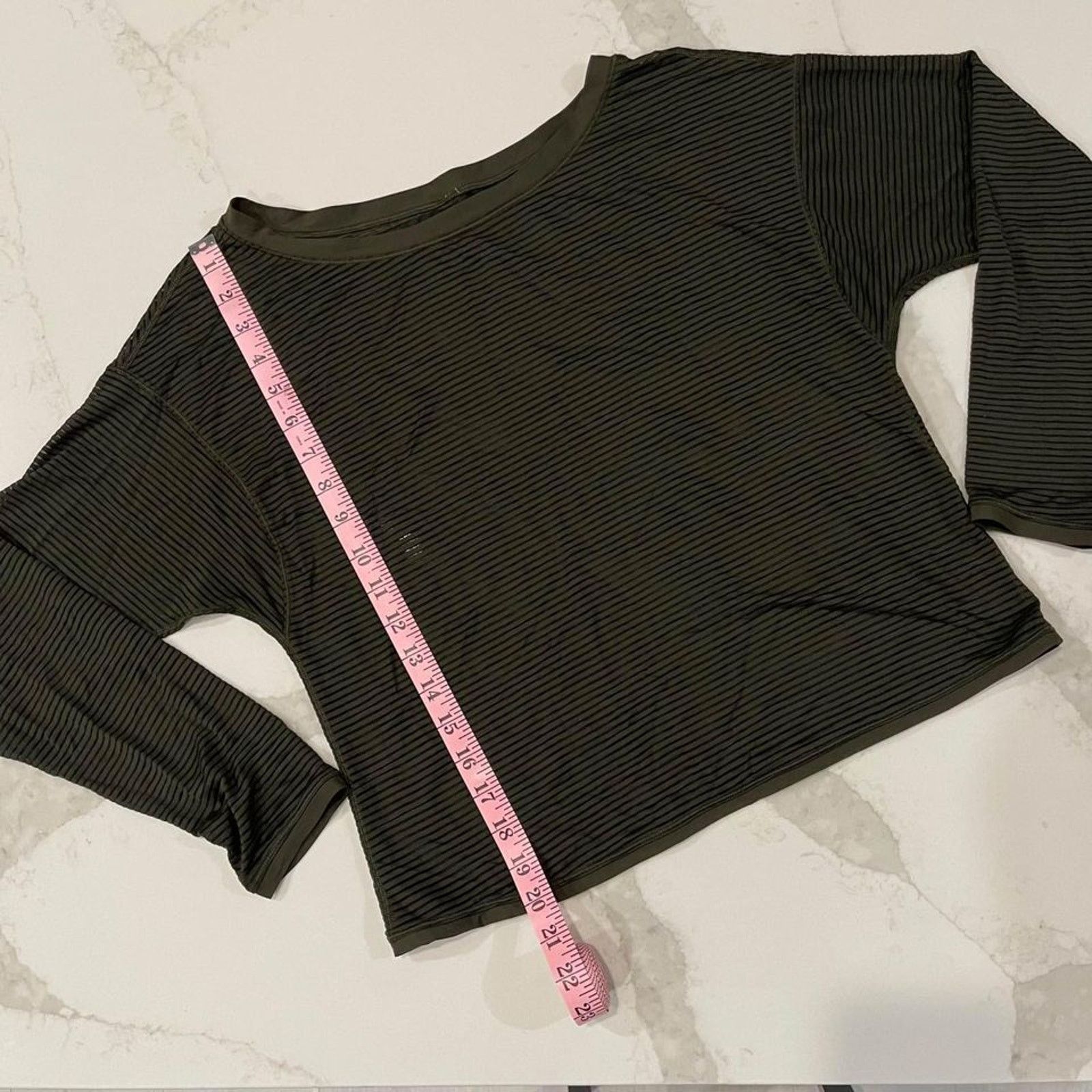 Lululemon Lululemon Lean In CS Top Dark Olive Mesh Stripe Womens Small Size S / US 4 / IT 40 - 7 Thumbnail