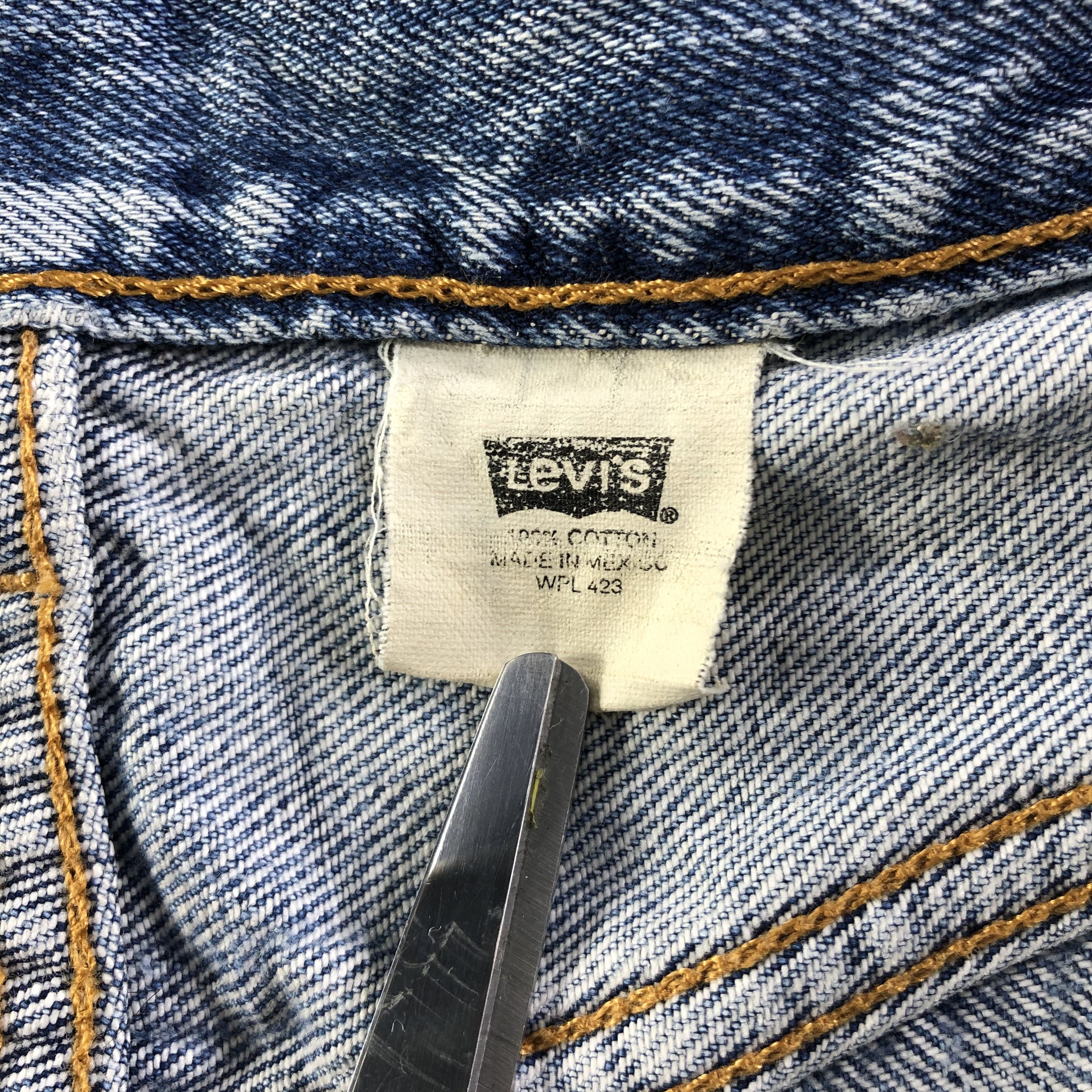 Levi's Vintage Blue Wash Levis 501 Jeans-J3730 Size US 29 - 12 Thumbnail